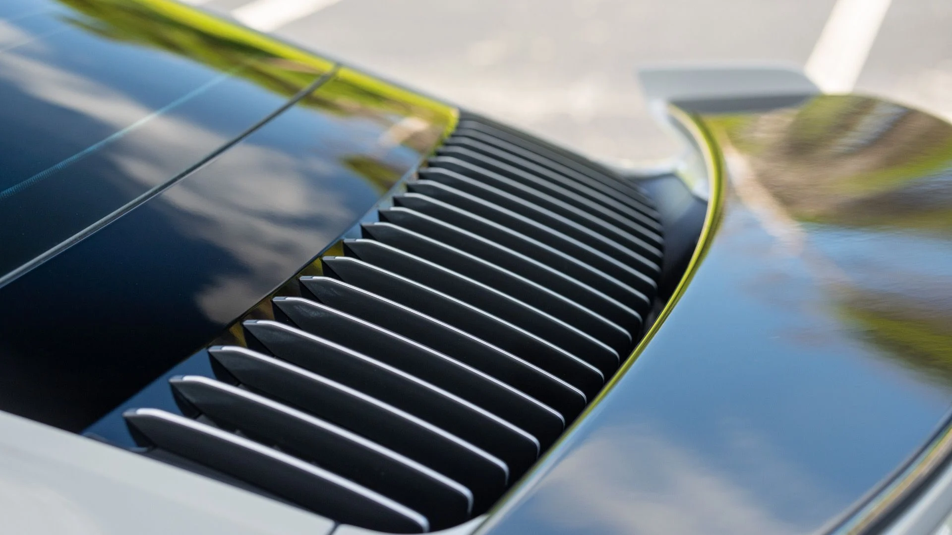 mph017_481110196_Used_2022_Porsche_911_Turbo_S_1753978712_8249359725