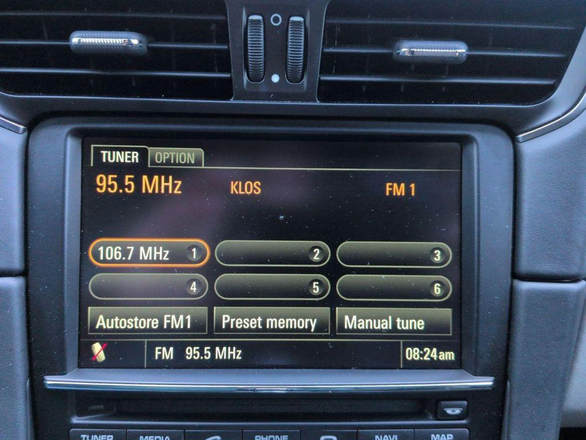 mph017_482682795_z_Swqb7_GA_Hl8_JS_Dpea_P_Zg9f_Uvj_CQ_a57d74f304