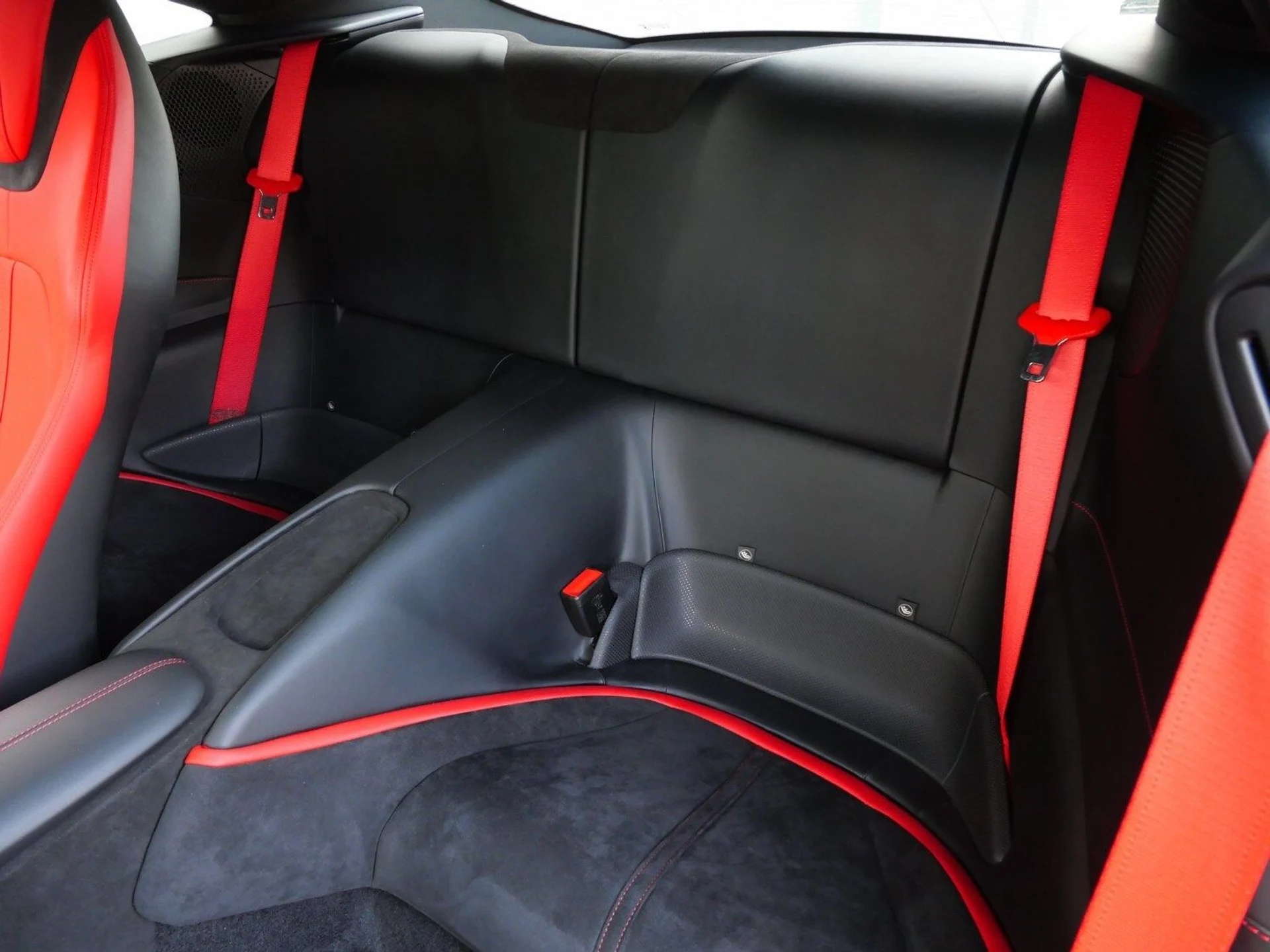 mph017_484490766_5f2d30936a16091a4543f5cce533b5c5x_3c4c78dd97