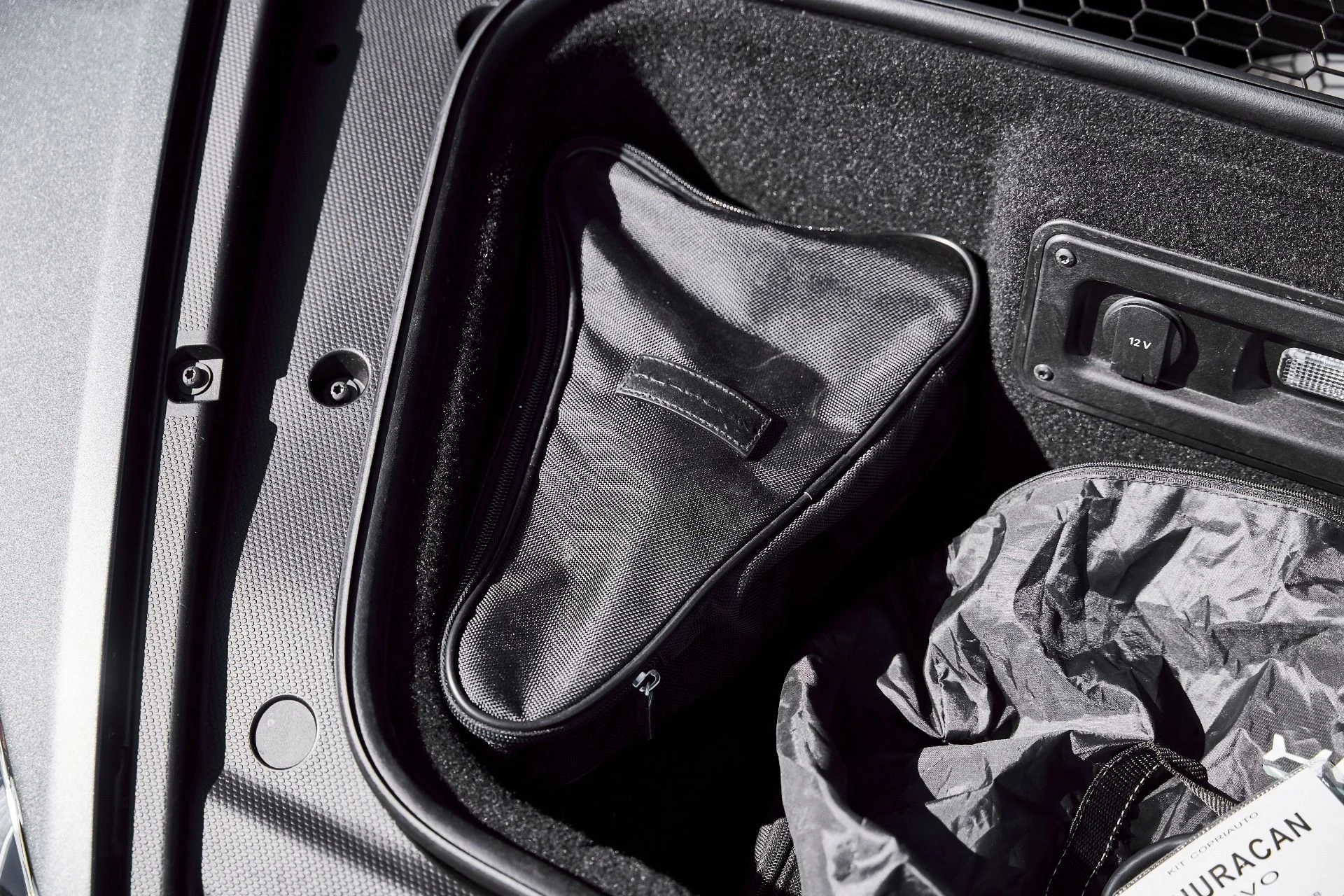 mph017_485866364_Used_2024_Lamborghini_Huracan_EVO_Base_1771466878_6b852d9d86