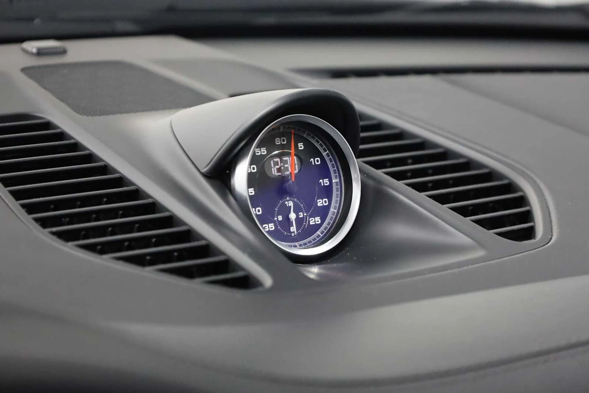 mph017_491354900_451fface072e89e902562f0bf3e399f5_9d3704627e