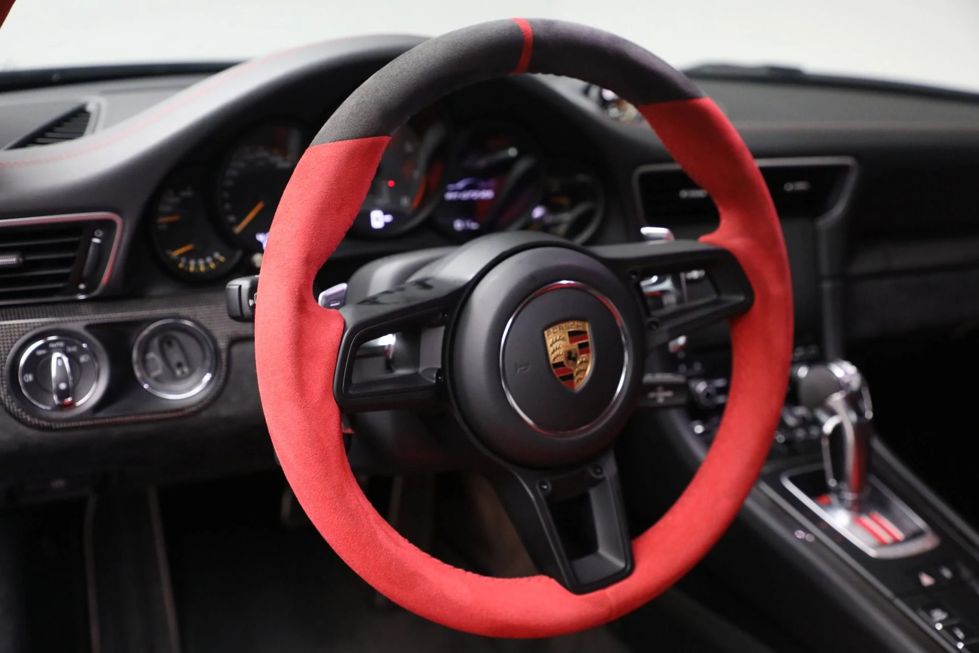 mph017_495110612_Used_2018_Porsche_911_GT_2_RS_9edcd98c06