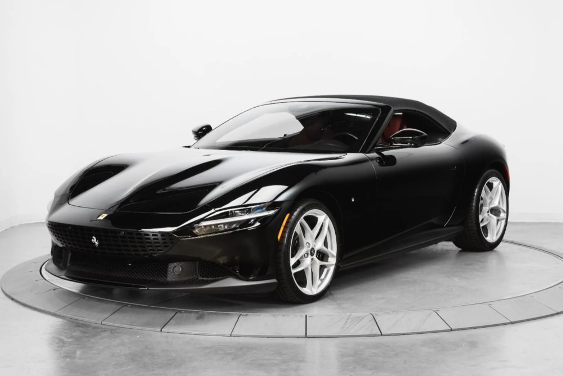 mph017_50485_Used_2024_Ferrari_Roma_Spider_69e6466b78