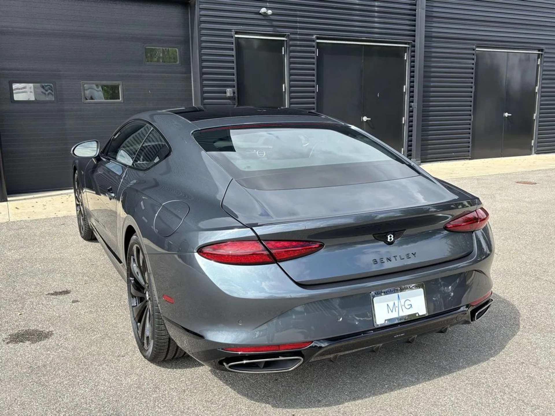 mph017_505056915_3c766627c6949b7d013d533f7bc93b80x_4e60f627d5