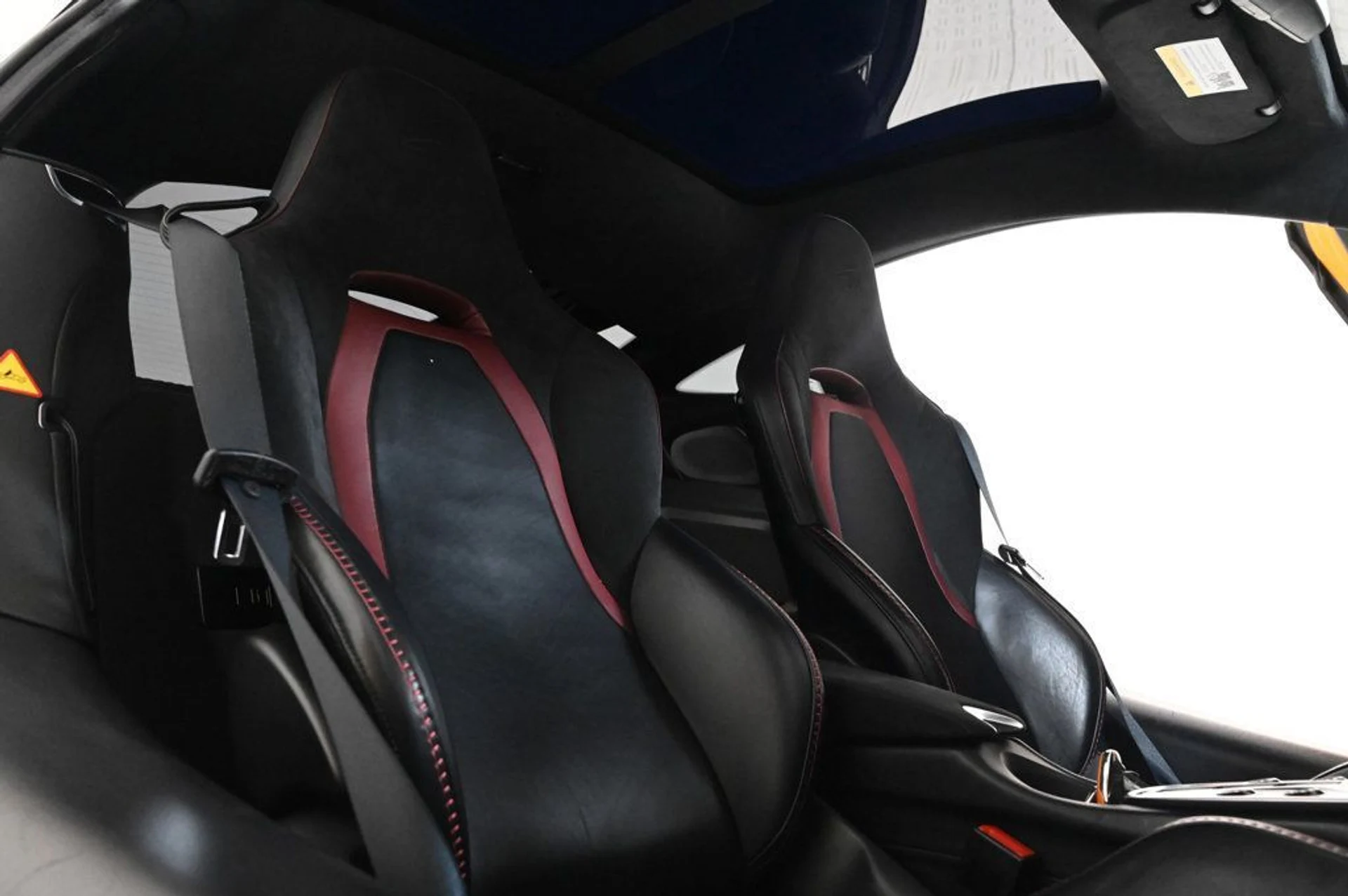 mph017_506309667_used_2023_mclaren_gt_base_11350_22994891_17_1024_19e0568286