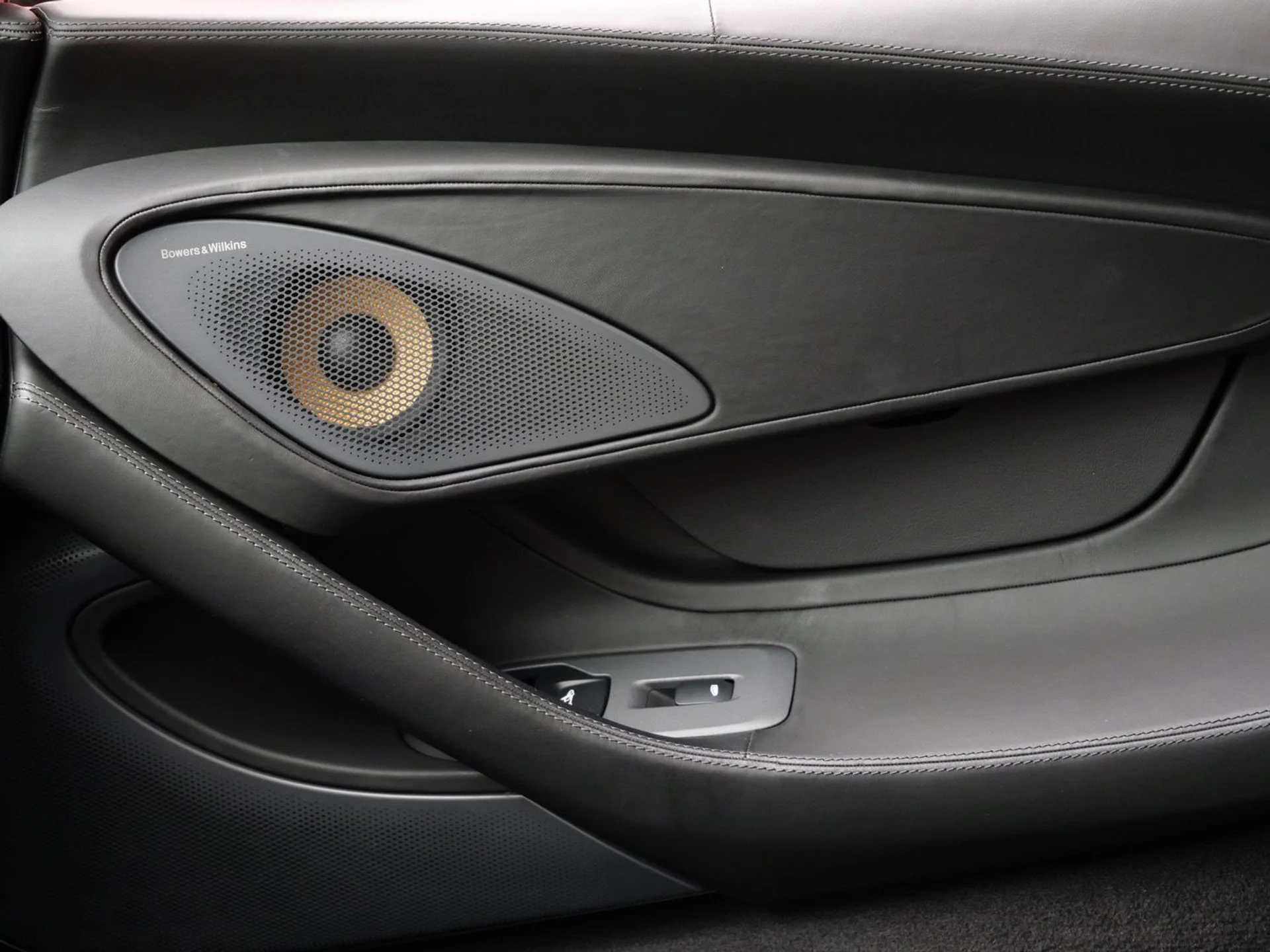 mph017_506570672_b901d0f15ab17c9b8d64ceab732cc1f6x_e277a2ff43