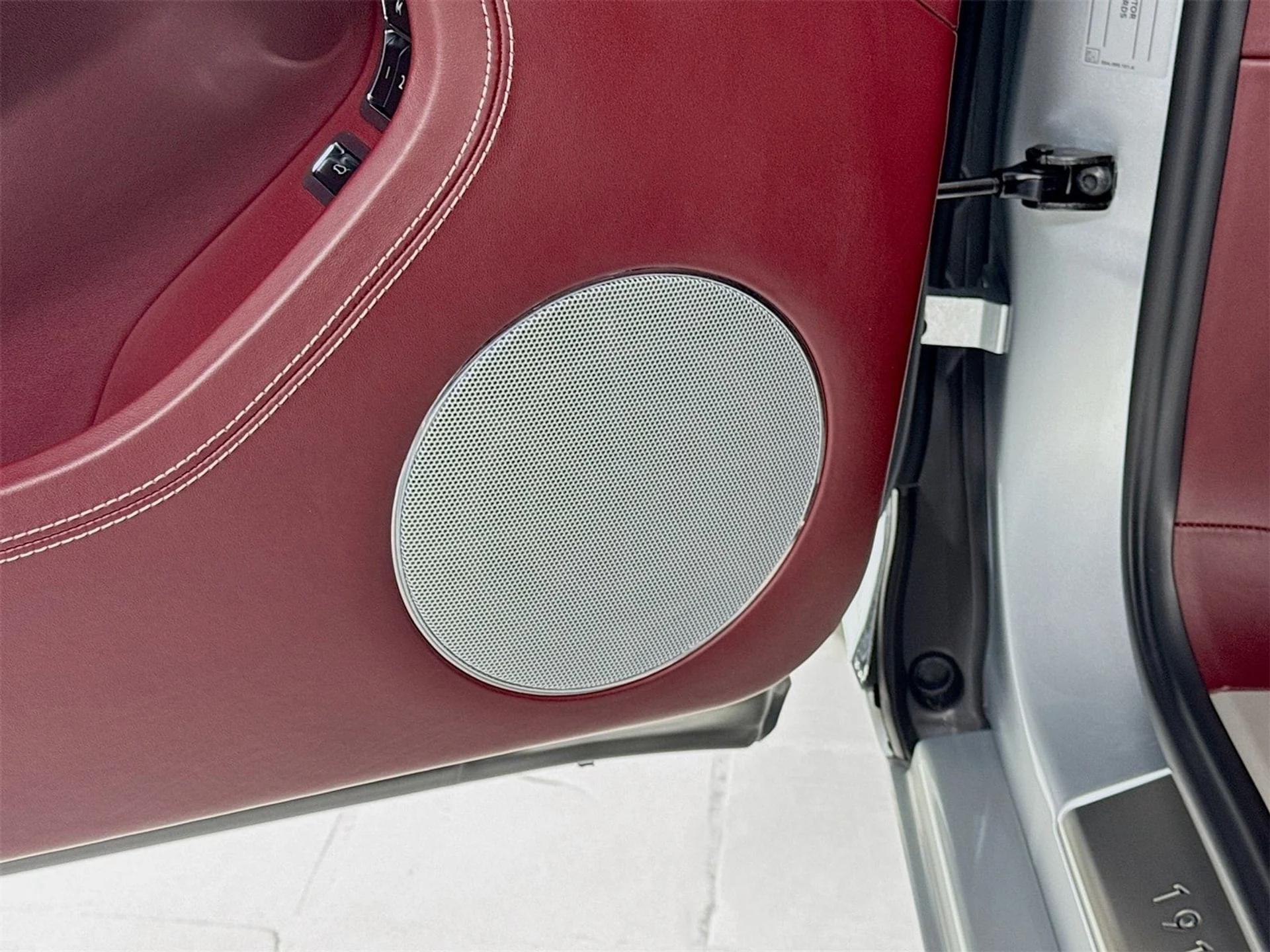 mph017_508979343_9ec1fc779d1ebd8ef7c50aa018356ab2x_db99243972