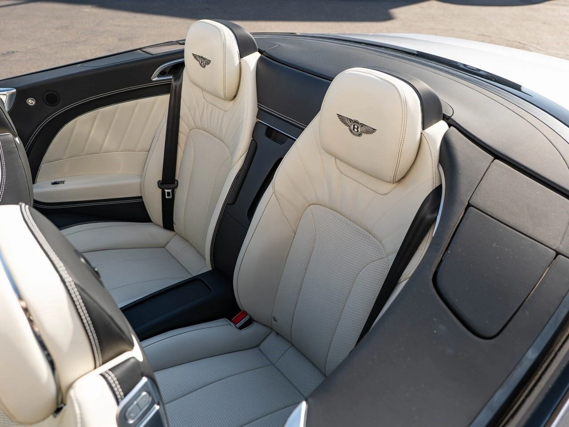 mph017_517287329_d8517255ab7bf6c468b0f8acc8f9b86cx_919a2e0b7a