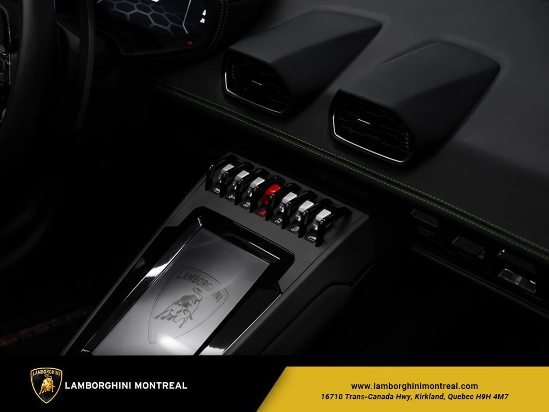mph017_523090662_lamborghini_huracan_2022_jpg_v_1754355019_c41a324e94