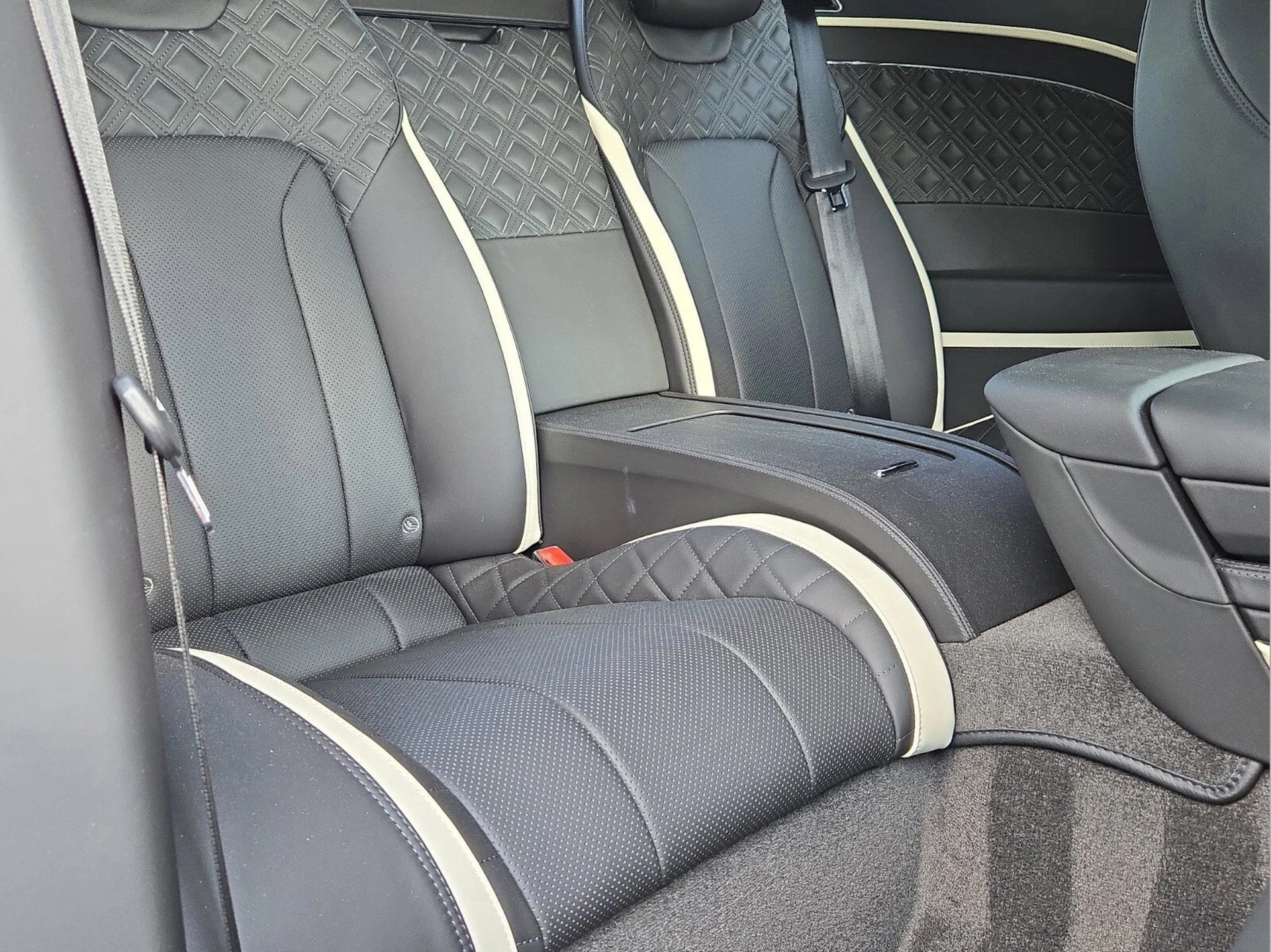 mph017_524440810_7758e9891d6d956dd202e48bb0564c95x_065272f5a1