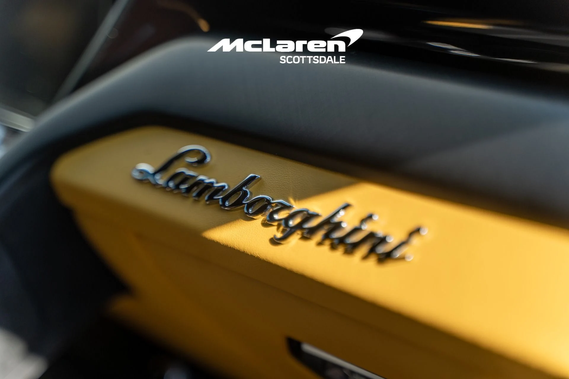 mph017_527818449_Used_2023_LAMBORGHINI_URUS_S_1774894850_26dc9851d7