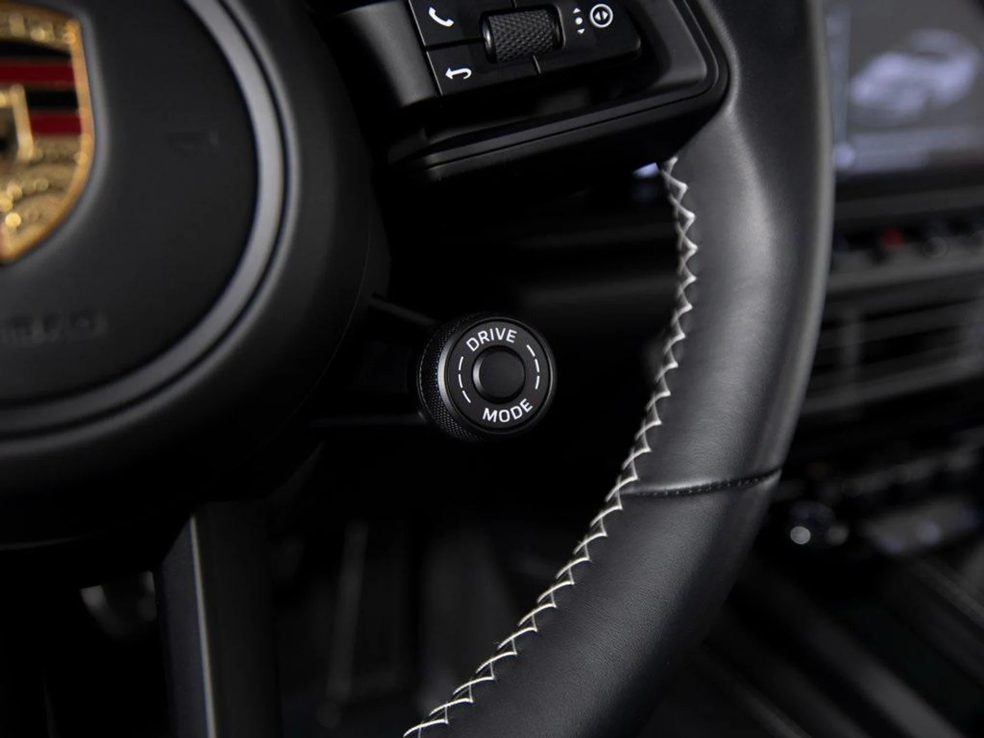 mph017_533614772_epq_QT_Ct_H9_Hv9_LG_6_PE_Sb_X_Uz_Reh_Ww_c18363b038