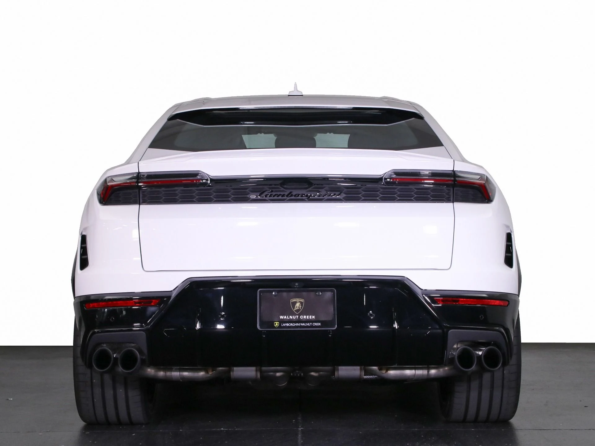 mph017_535734155_New_2025_Lamborghini_Urus_SE_1760068344_236a8e2eae