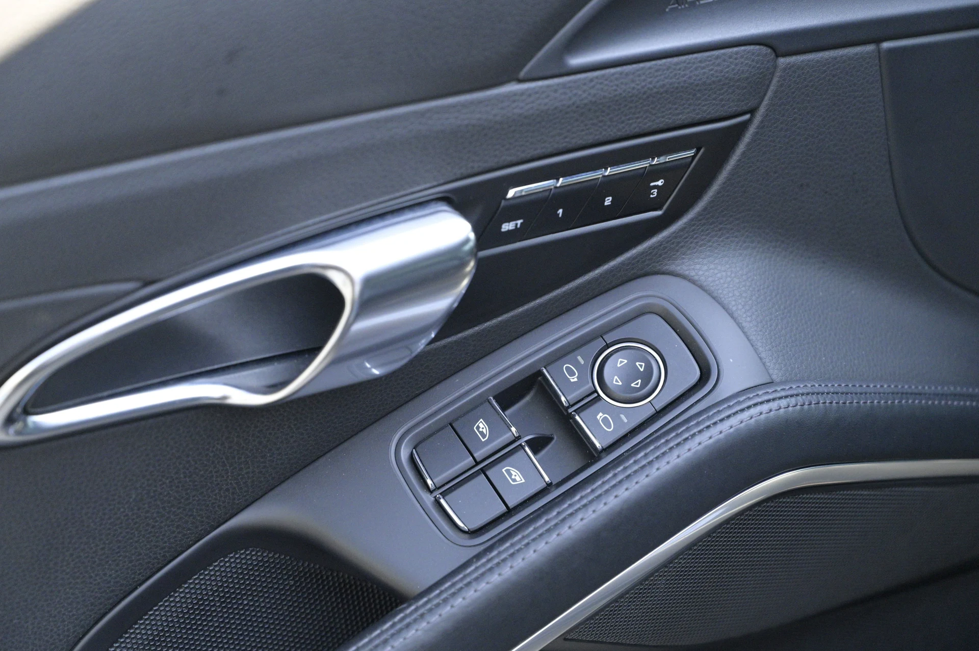 mph017_539986765_d77effffb13741a9a5756c4dddb95f83_eb8ede4dbf