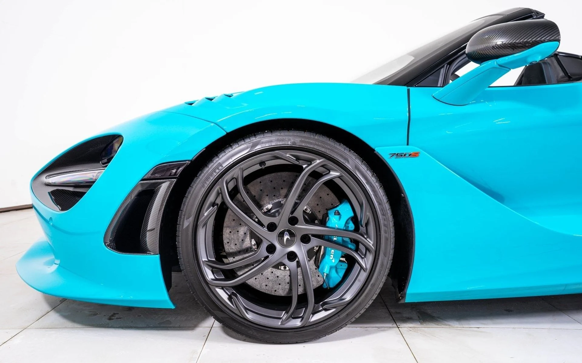 mph017_542382302_3bd9b5968459d5c41f456a55441df34bx_077acb37be