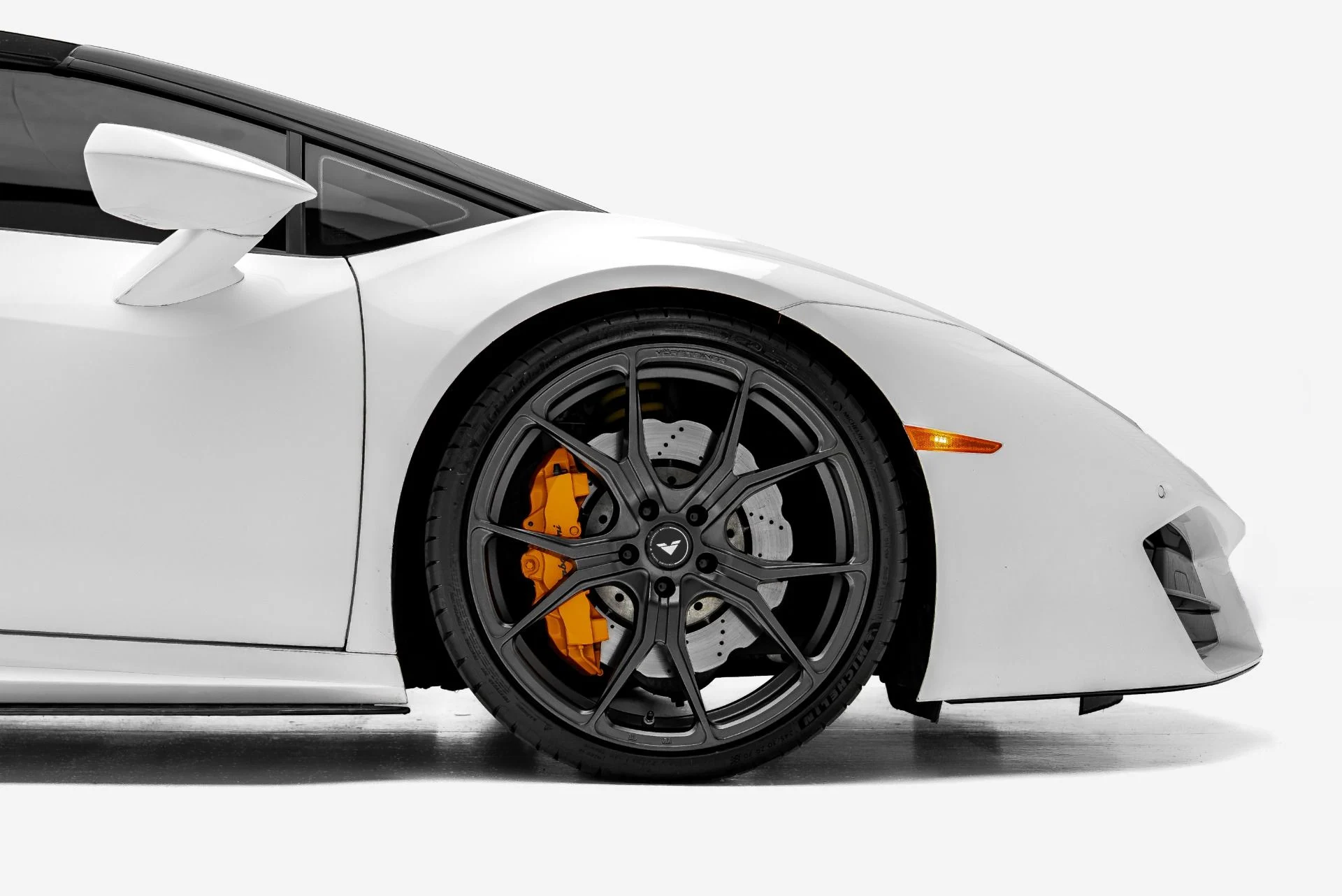 mph017_546142017_Used_2017_Lamborghini_Huracan_LP_580_2_Spyder_1787204841_160fde3d96