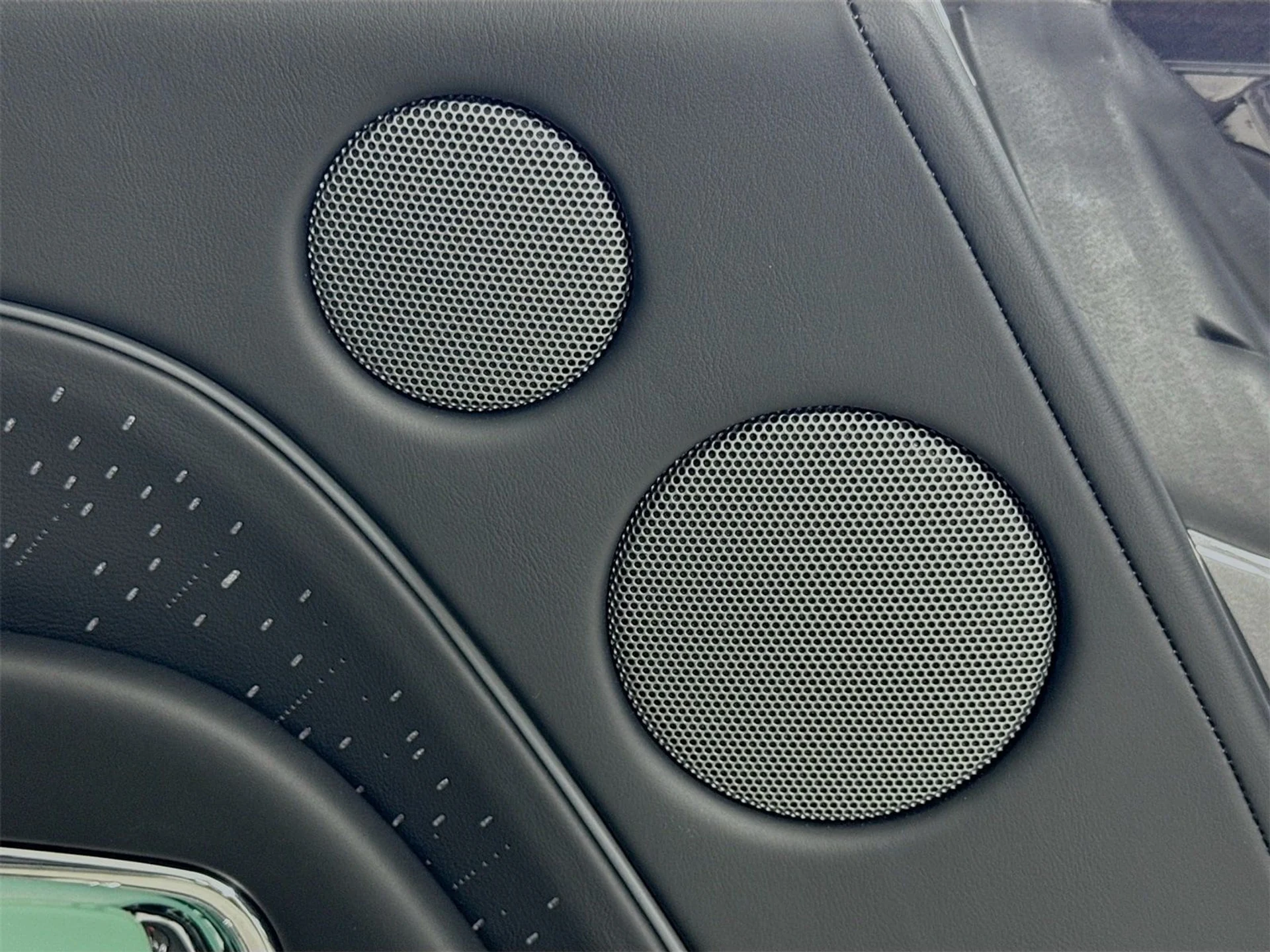 mph017_546178317_736784a991880aa80bb598c05855111cx_f6c7c2356f