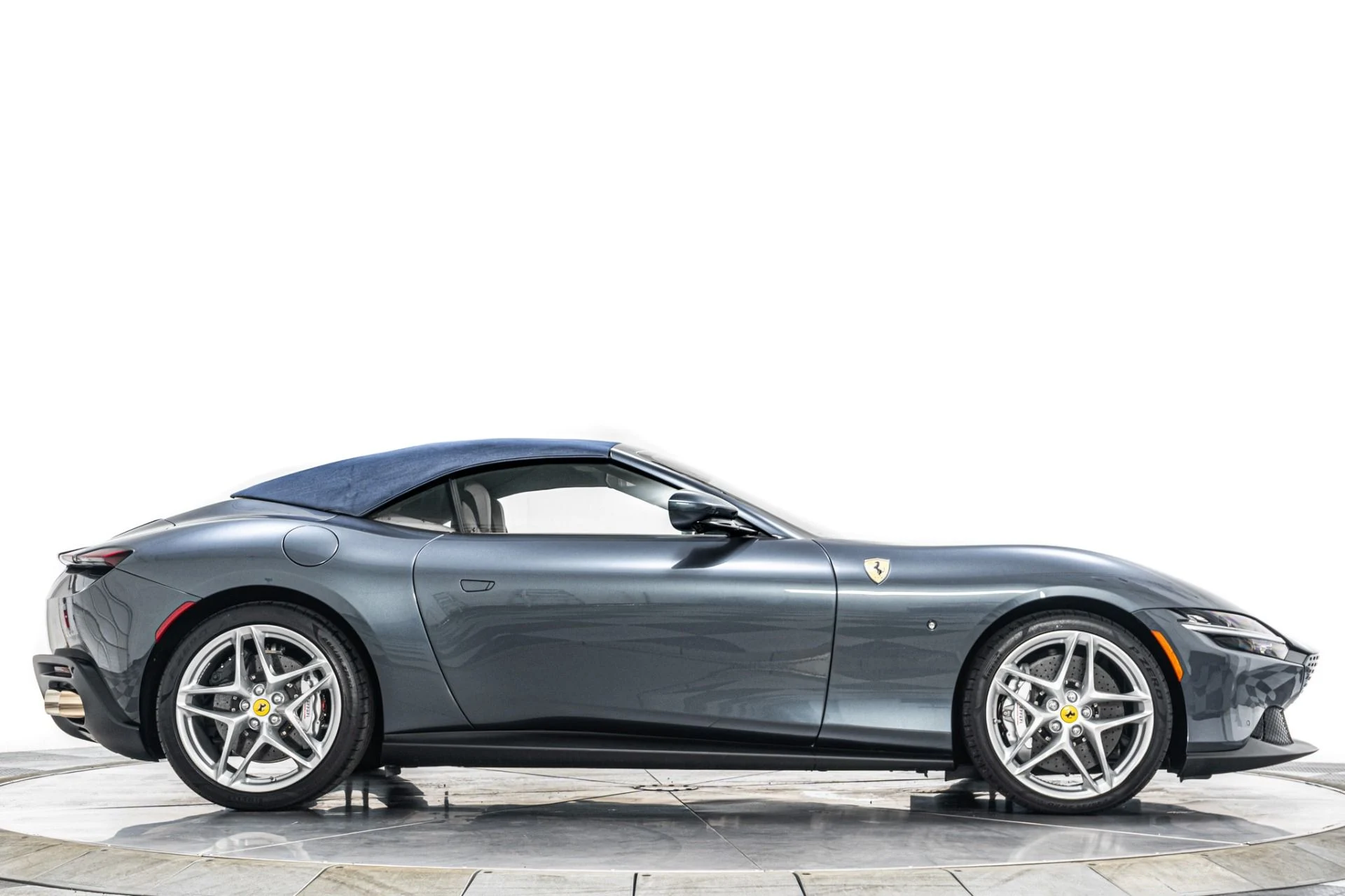 mph017_547670228_Used_2025_Ferrari_Roma_Spider_As_New_Magneride_Suspension_Loaded_with_Tech_Options_1783606945_861149744d