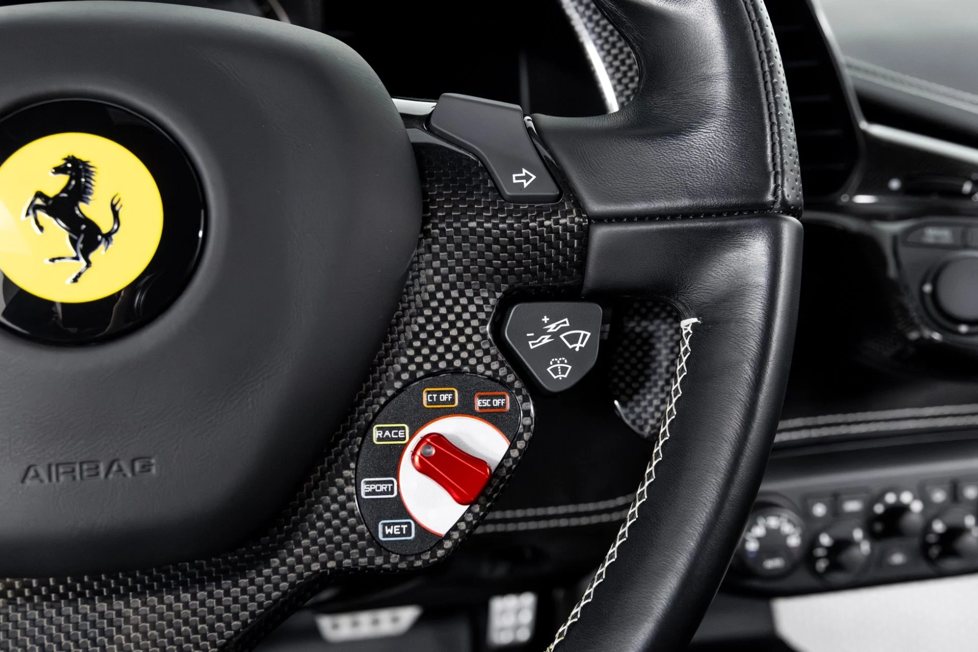 mph017_548470354_Used_2015_Ferrari_458_Speciale_1765990106_8e04cb13aa