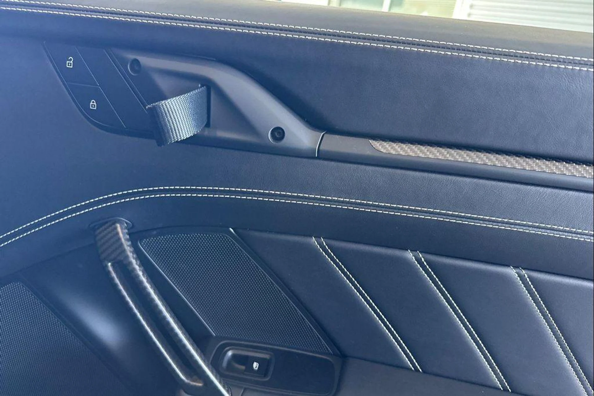 mph017_55474709_SH_1w_BCP_Zvt_Rd7_E_Dcjy4_Lw_CUD_48_I_7c7ac0940c