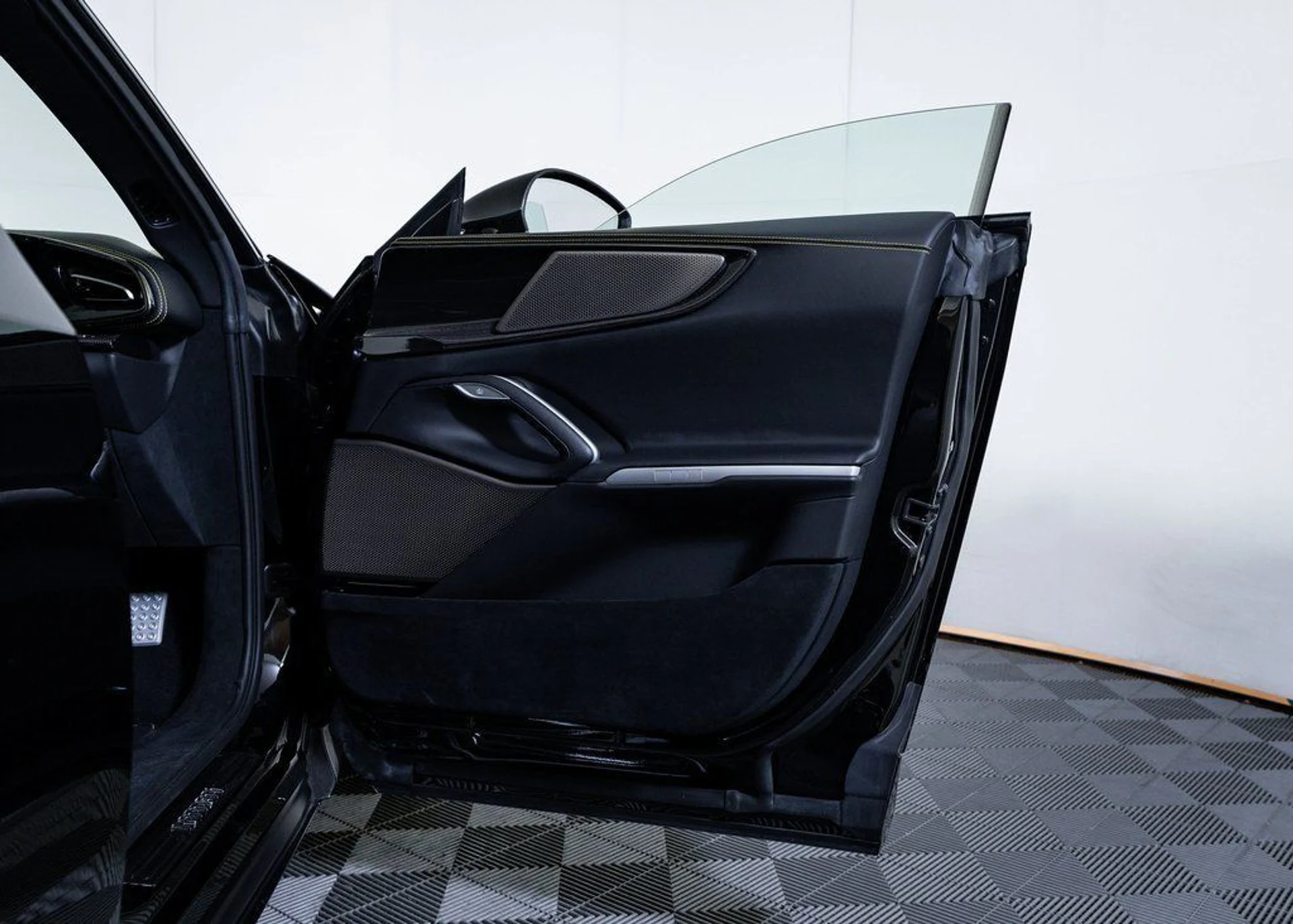 mph017_559127605_ce0f64a983f19a5e3643164828f8118a_e60f0d3112