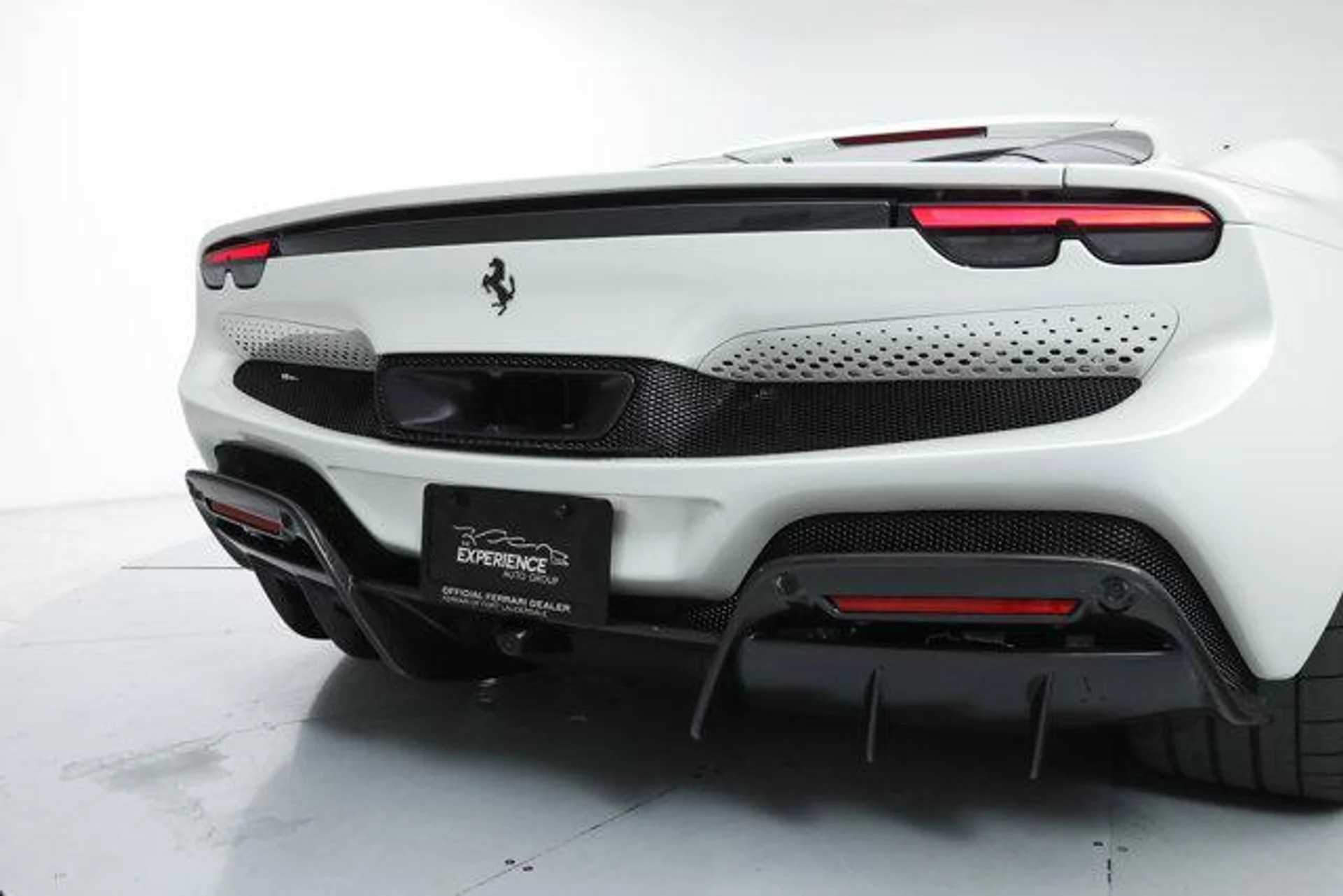 mph017_562083902_RQ_2_Ta_Ed764_G_Lbp_DYB_2_D_Espee_Fl0_2ffe3db001