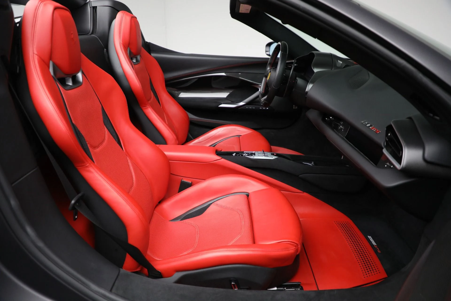 mph017_570777698_Used_2023_Ferrari_296_GTS_cfb7b95906