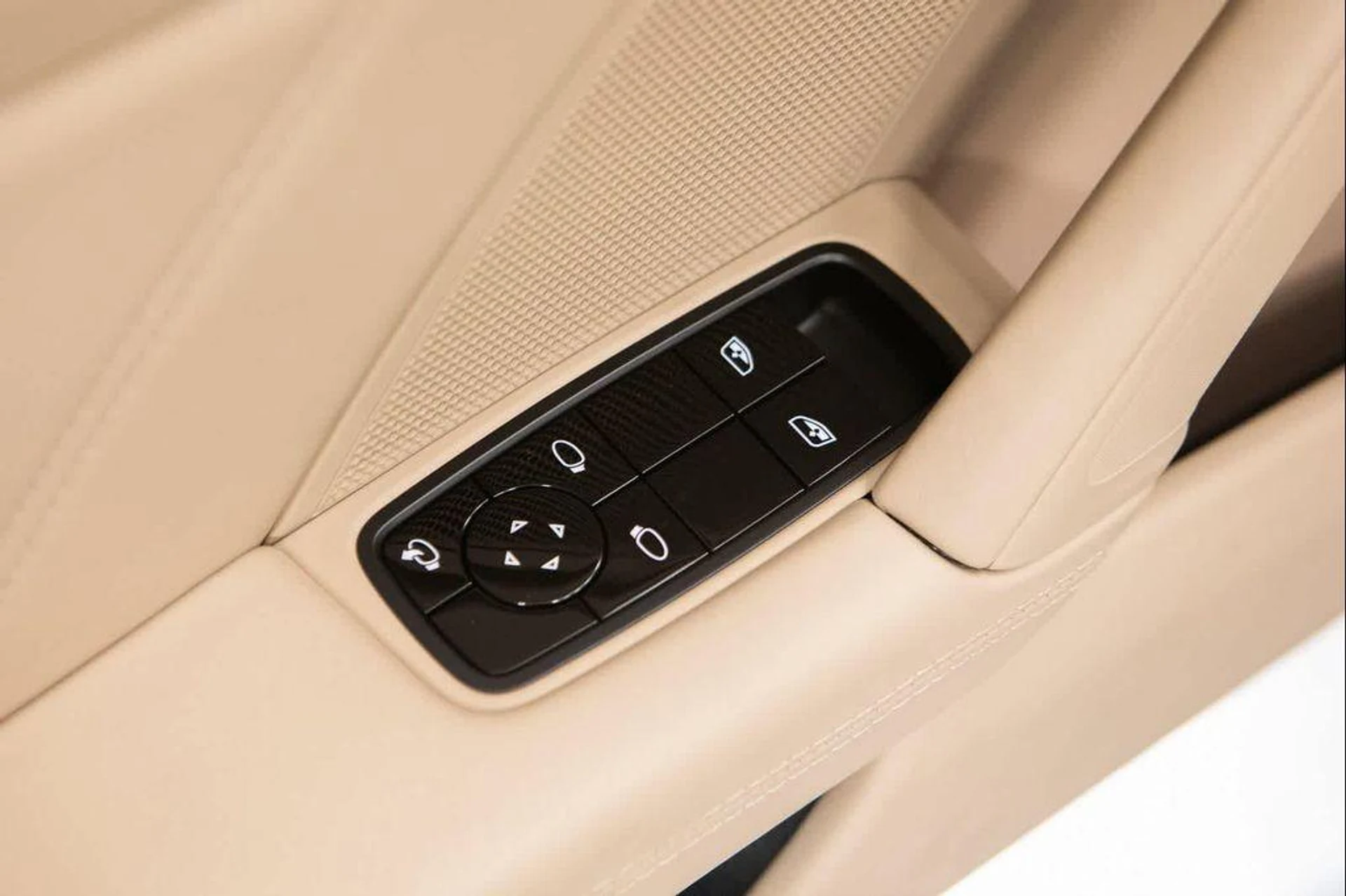 mph017_572204903_623_Gb4_Lna_Lk62_PFC_Xs_O_Qzh_f_Pd0_9d0c8a2386