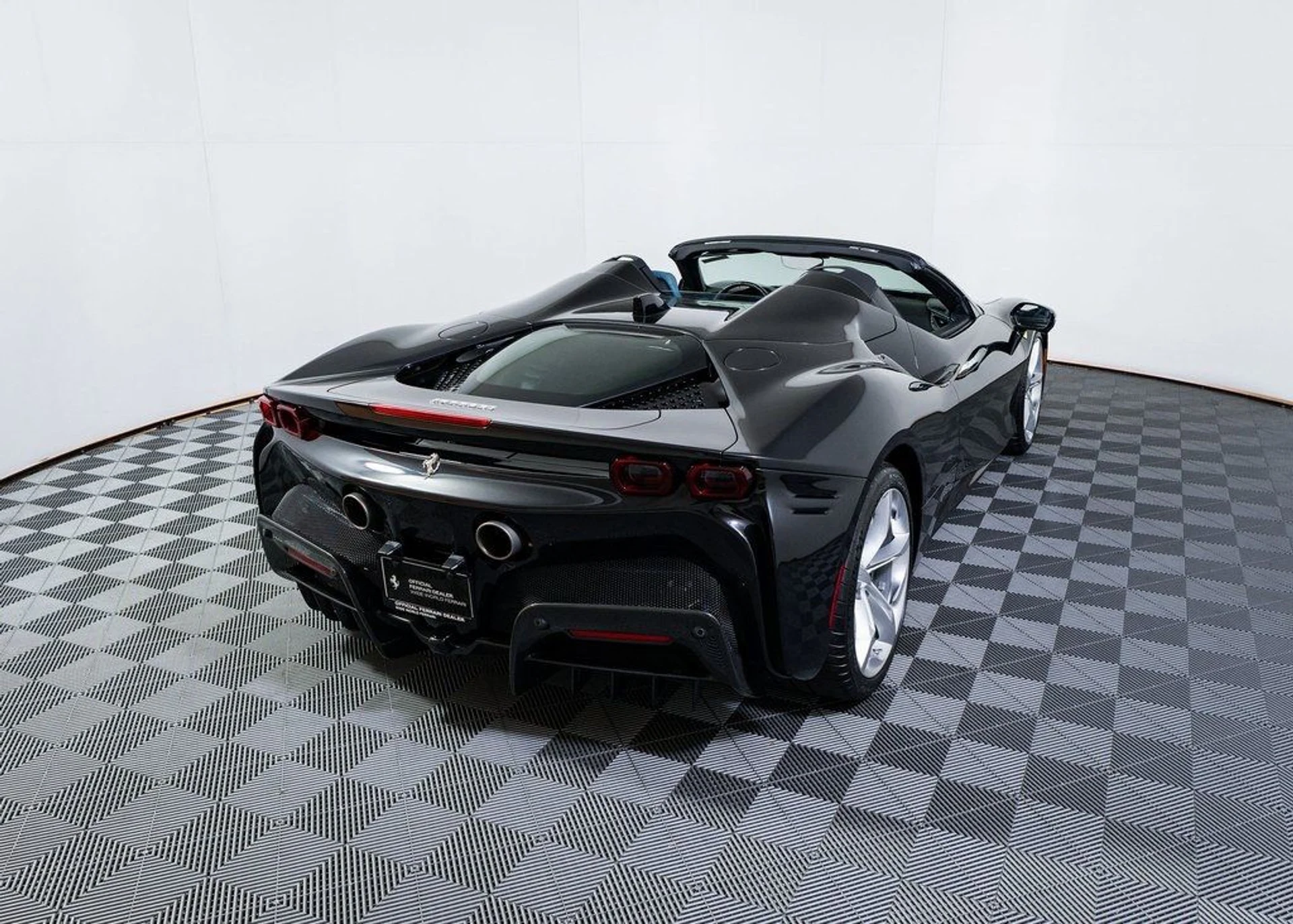 mph017_573482200_dfe1beea9a144975286471798f1a5d1f_f0845cc812