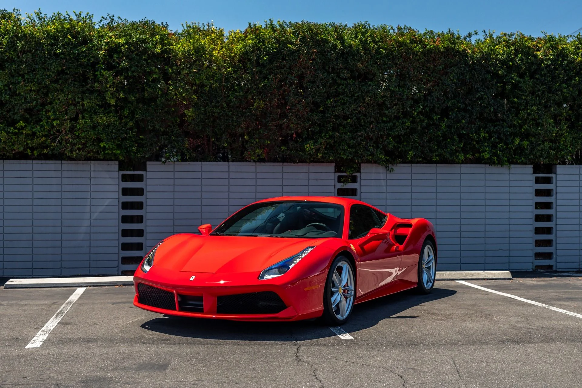 mph017_579021578_Used_2016_Ferrari_488_GTB_1754854709_349215e789