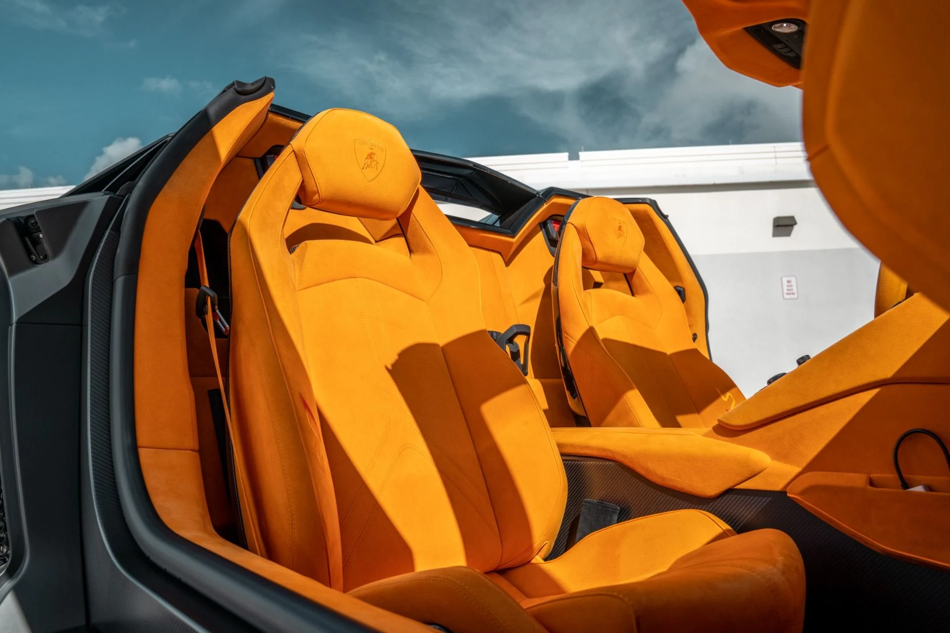 mph017_579217595_Used_2020_Lamborghini_Aventador_SVJ_w_Hermes_Orange_Factory_Interior_Over_110_K_in_Options80_K_in_Mods_1672876014_69678172f1