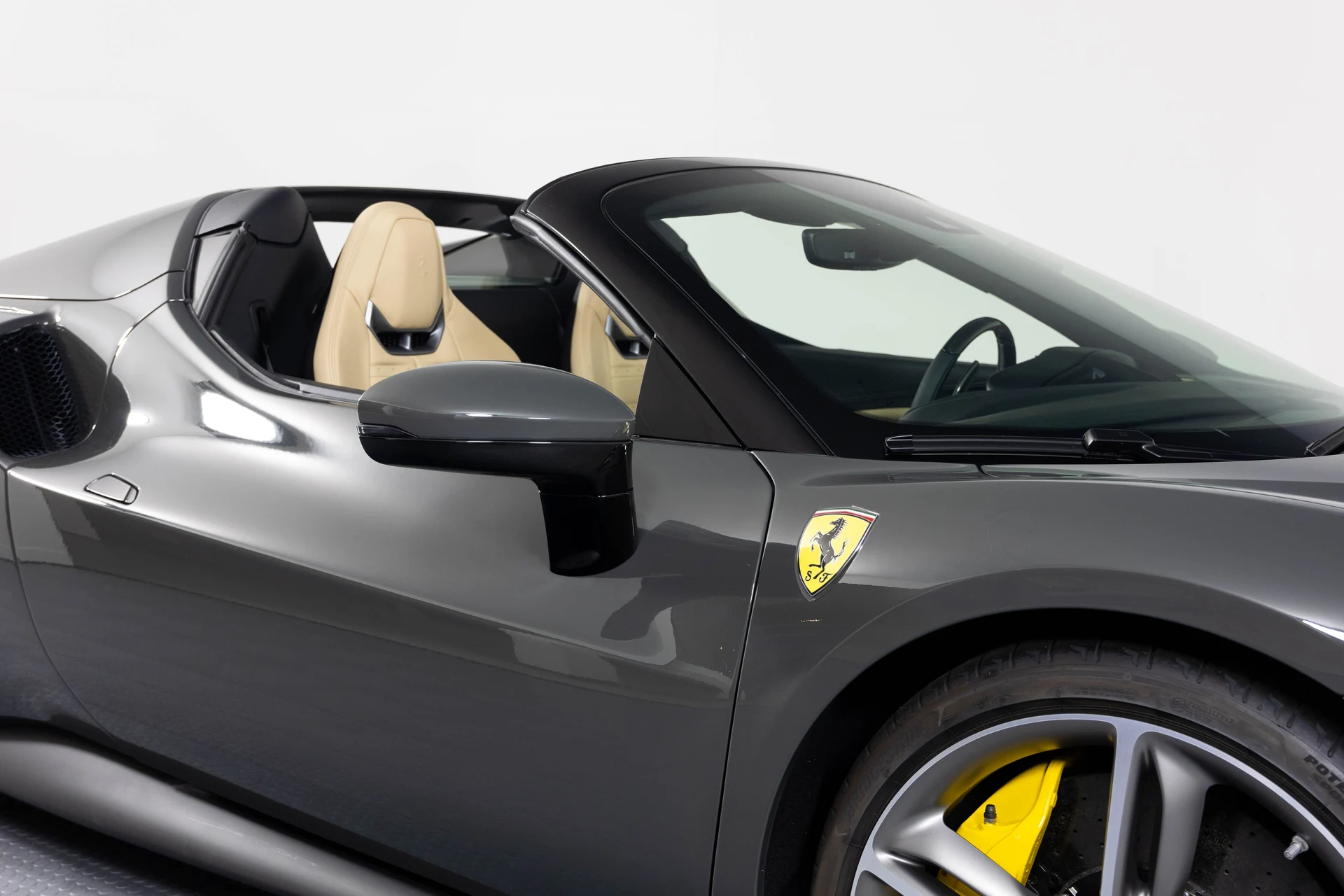 mph017_58268648_14ebcaafe1fd6eb46b3dfacb9950e642_e677993e00