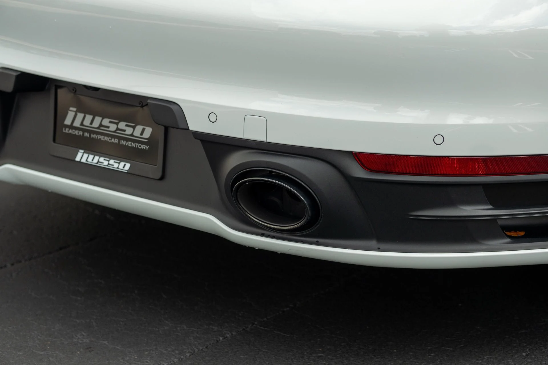 mph017_584705627_Used_2024_Porsche_911_Carrera_T_1759284077_b5de247387