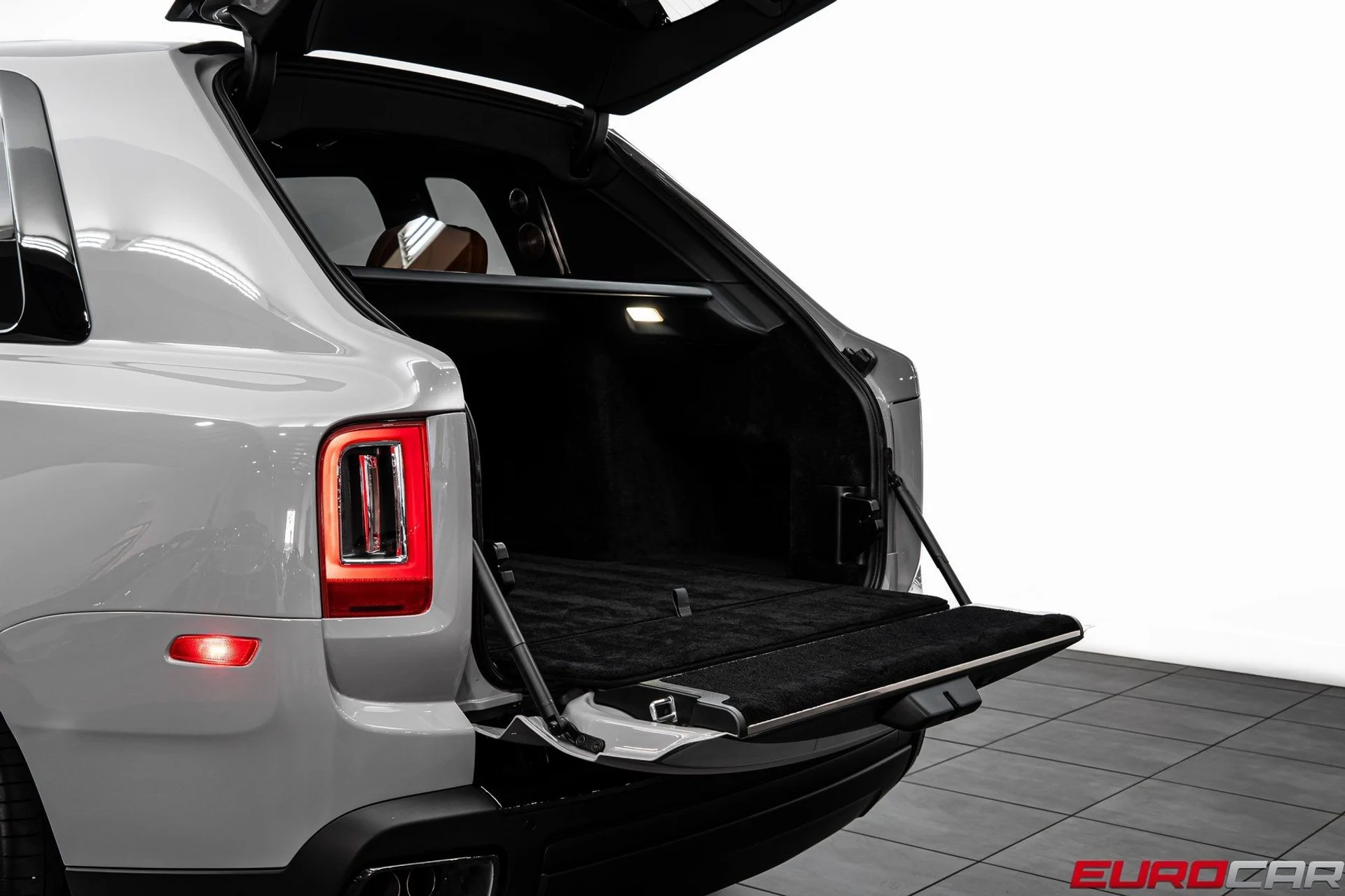 mph017_587295708_image_18_82a0bfe176