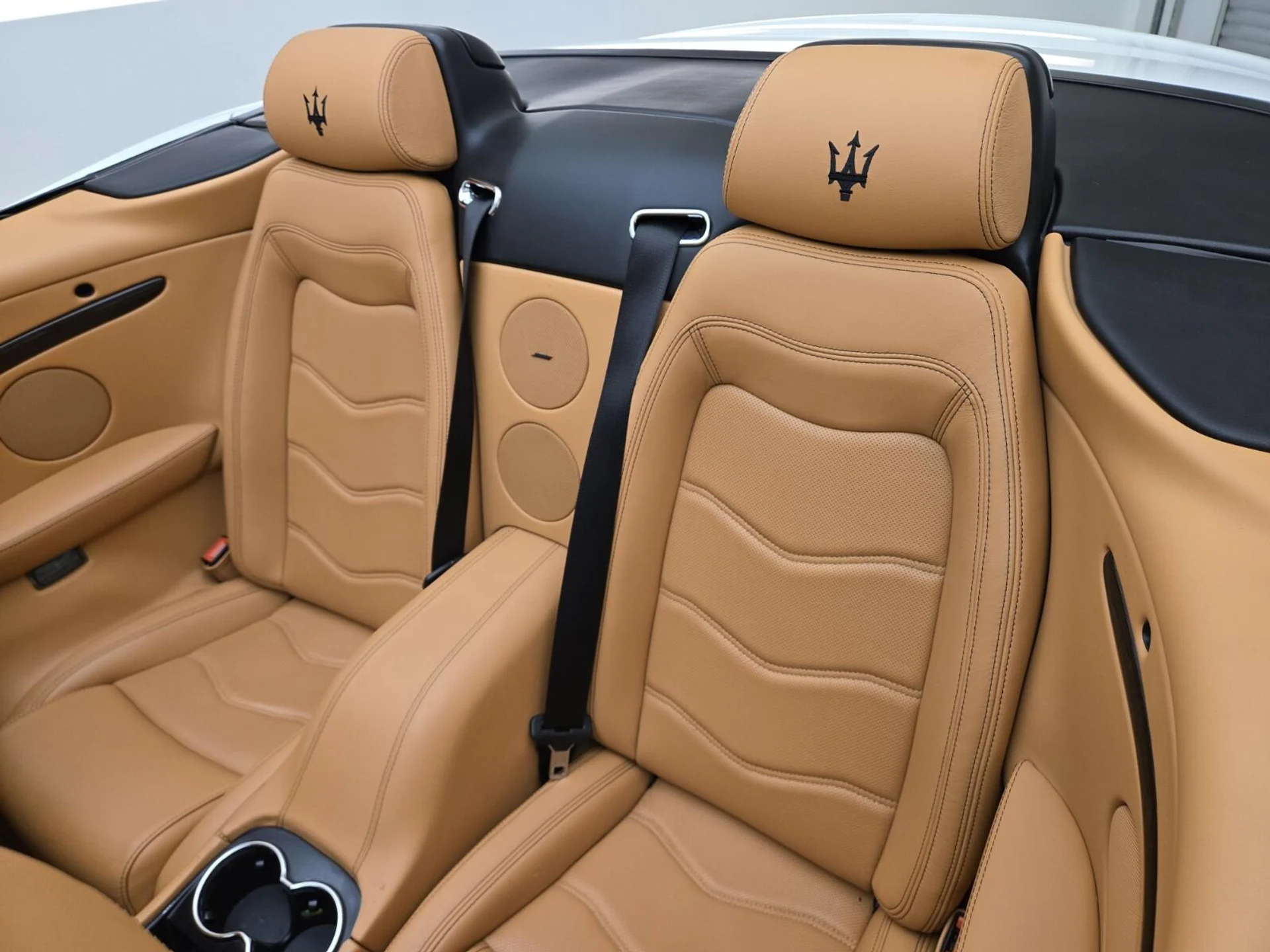 mph017_587777751_Used_2013_Maserati_Gran_Turismo_Sport_1762328741_c592b84271