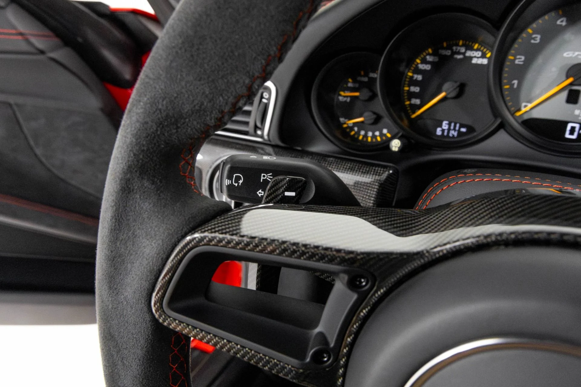 mph017_58788358_Used_2019_Porsche_911_GT_3_RS_1762190399_8f4227df9e