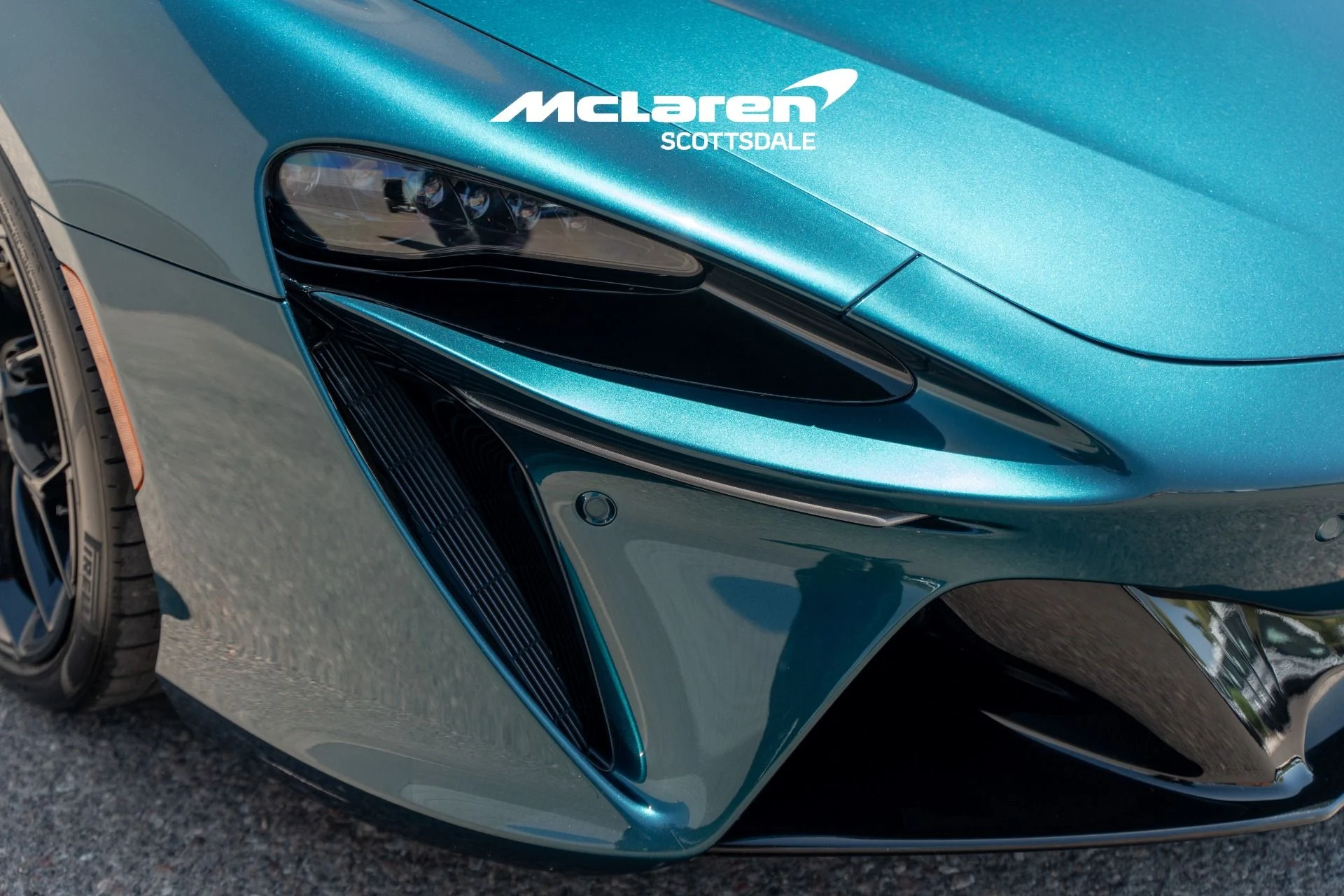 mph017_588382372_Used_2023_MCLAREN_ARTURA_1780692329_06105b0e7d