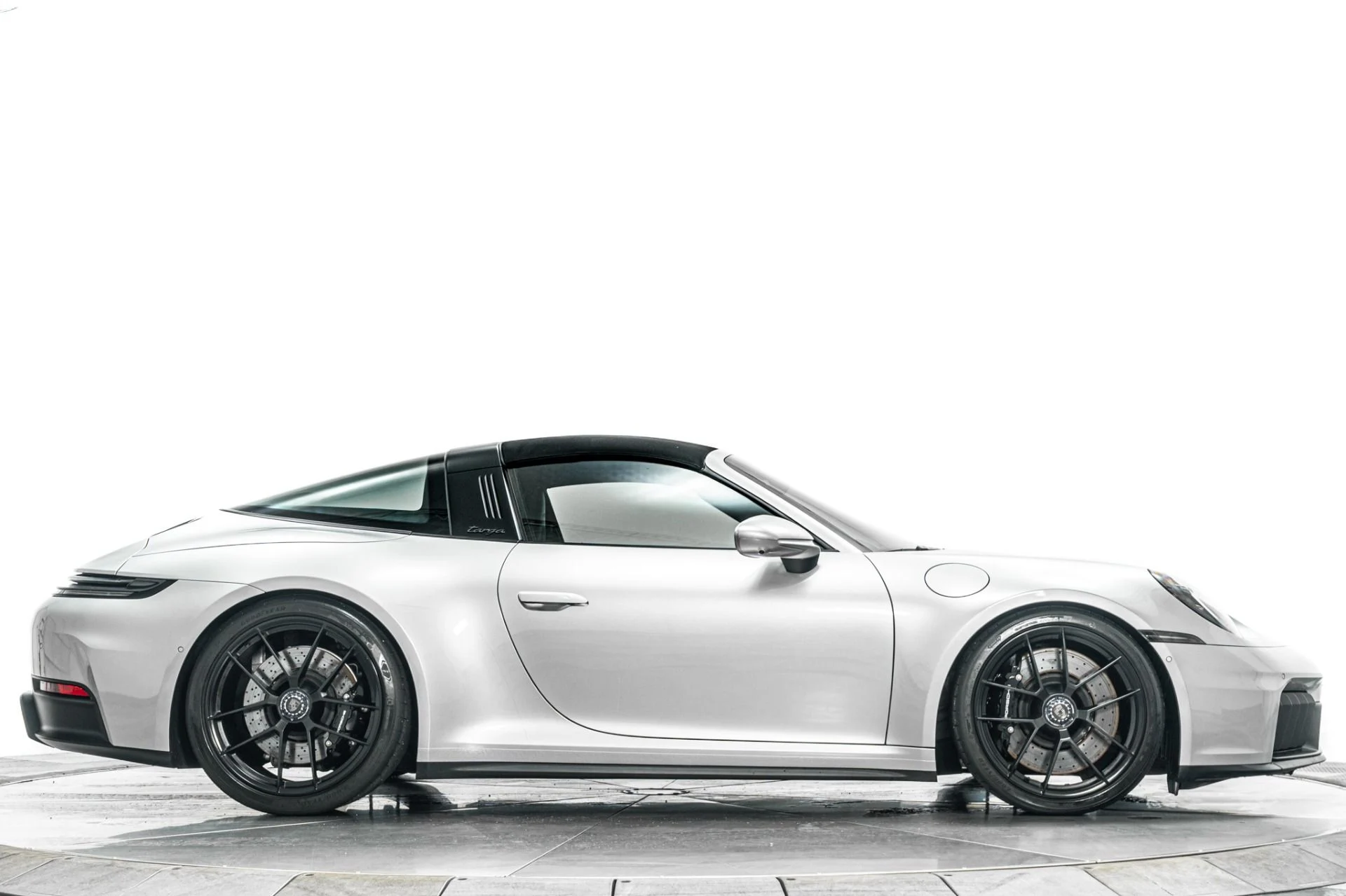 mph017_588665921_Used_2025_Porsche_911_Targa_4_GTS_1783373195_6a82f7216f