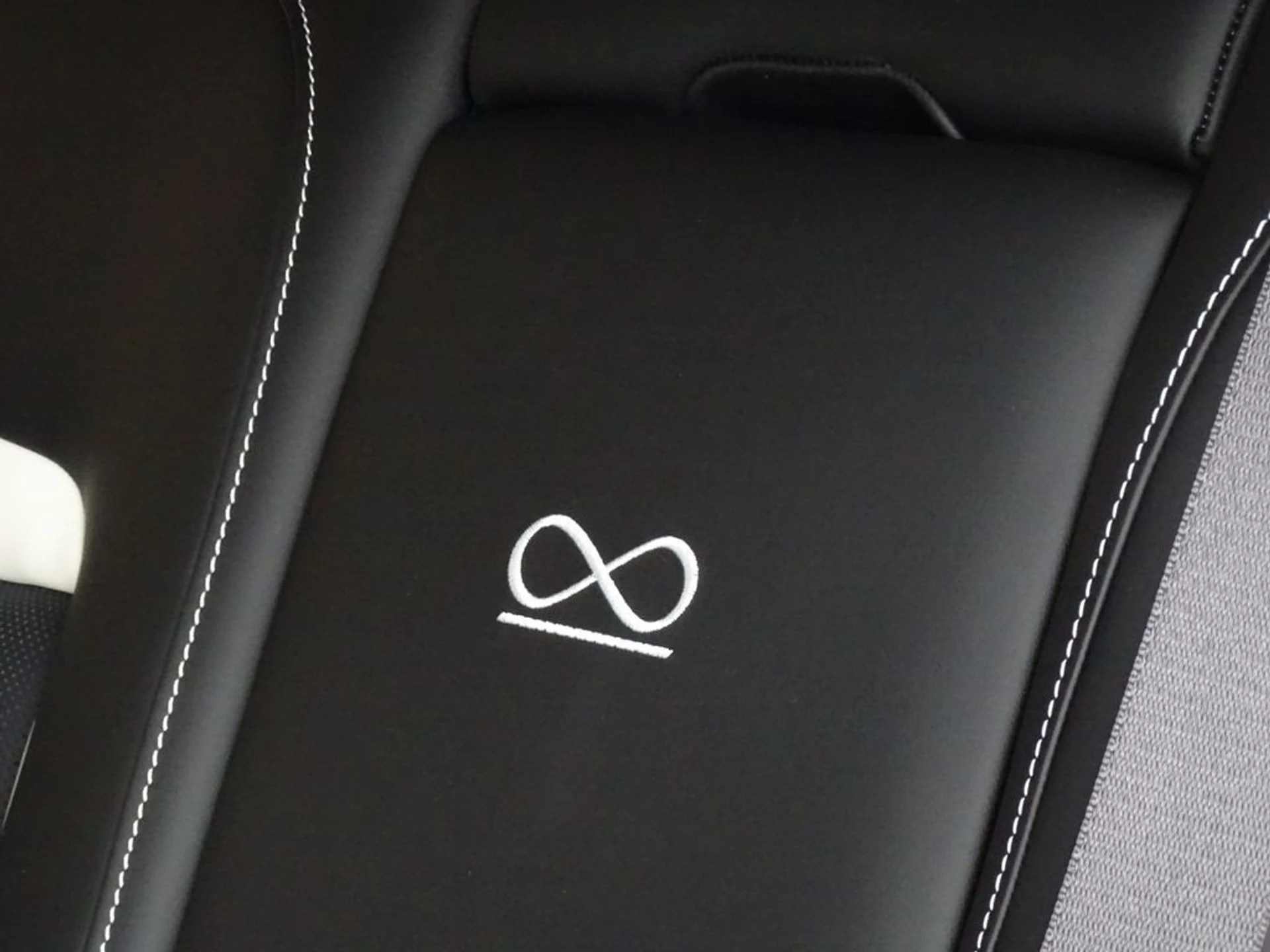 mph017_590048625_39c6a670596f37968ba176c6541cd8a0x_c935a7ff1f