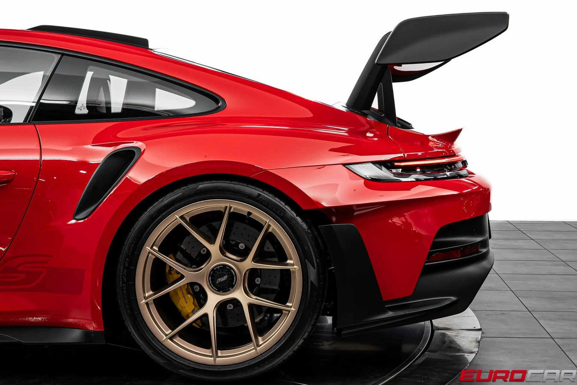 mph017_590714797_image_18_9a8a1e91c7