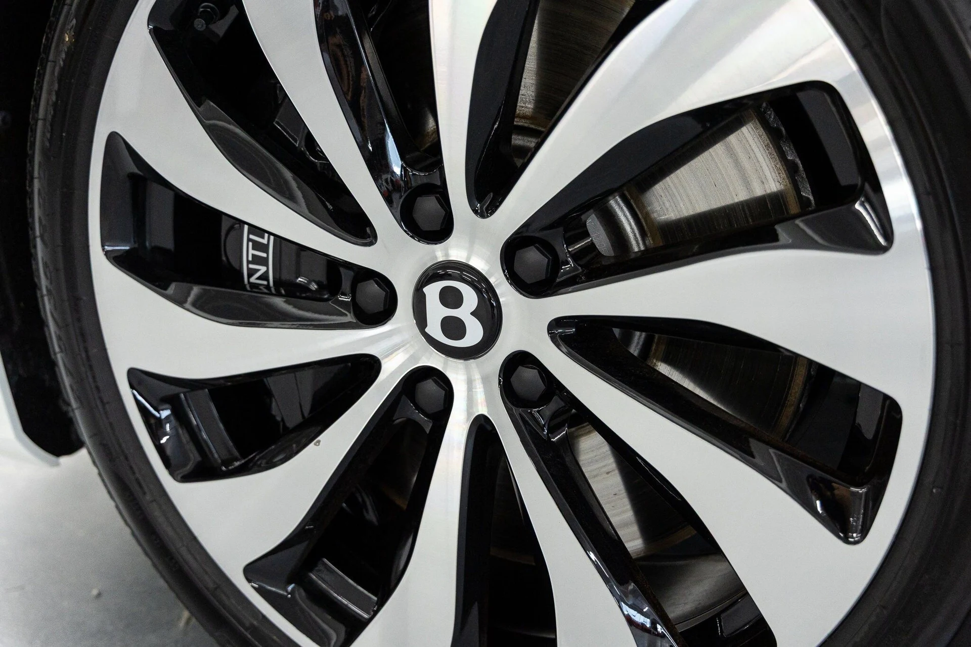 mph017_592332259_153be4e19f1951466a637e6c0ba4f931x_d2ad2d7613