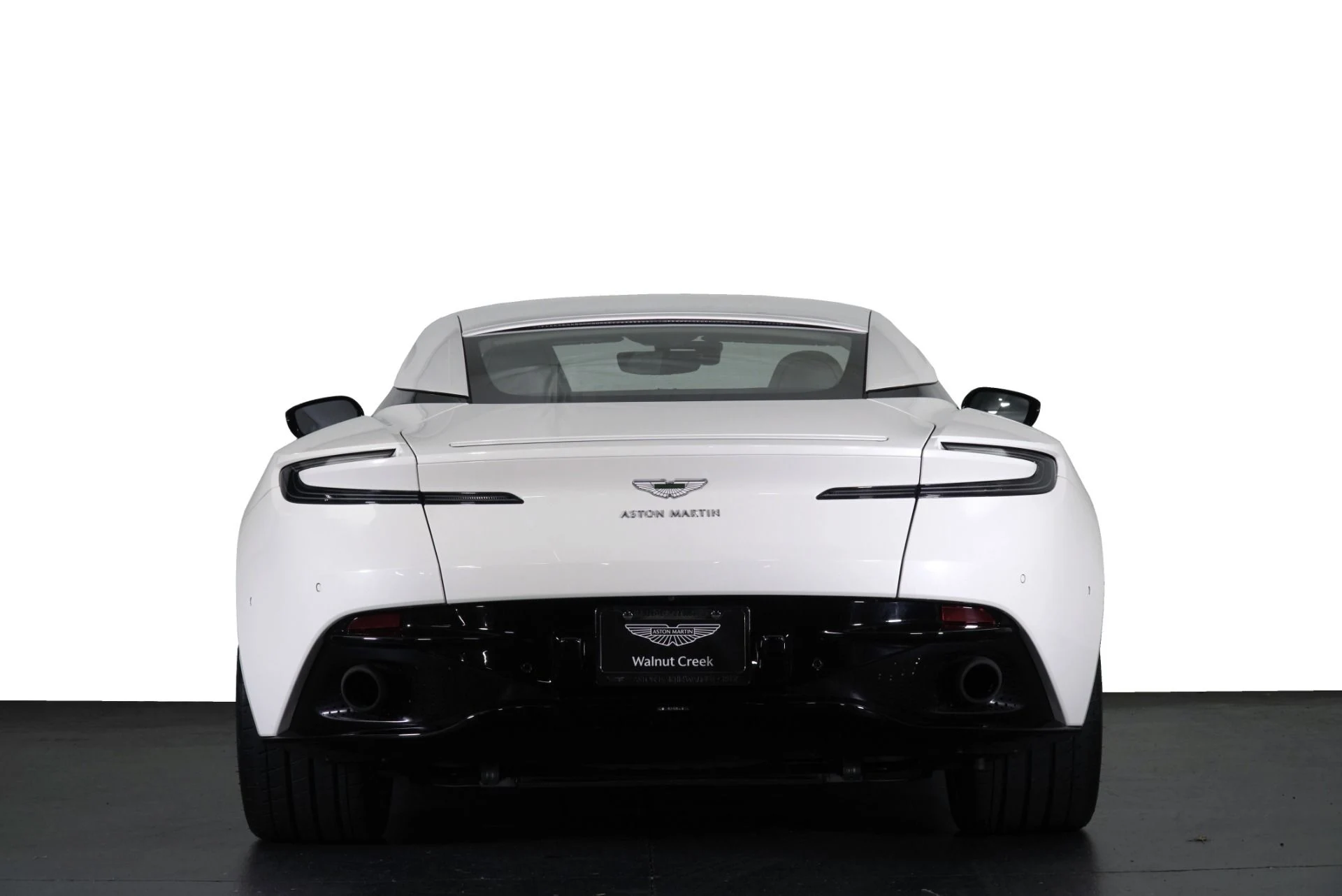 mph017_602910740_Used_2018_Aston_Martin_DB_11_1764361544_d4e5875a5e