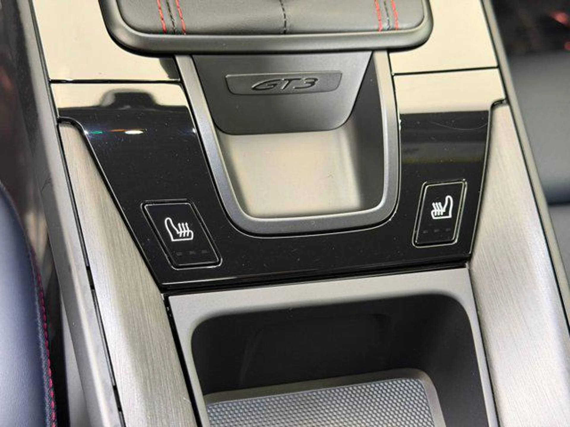 mph017_602933927_v_Poq_FT_Bxs_PKX_7_Q9wg_Ced5b_Me_Yls_b8cc7b4fb8