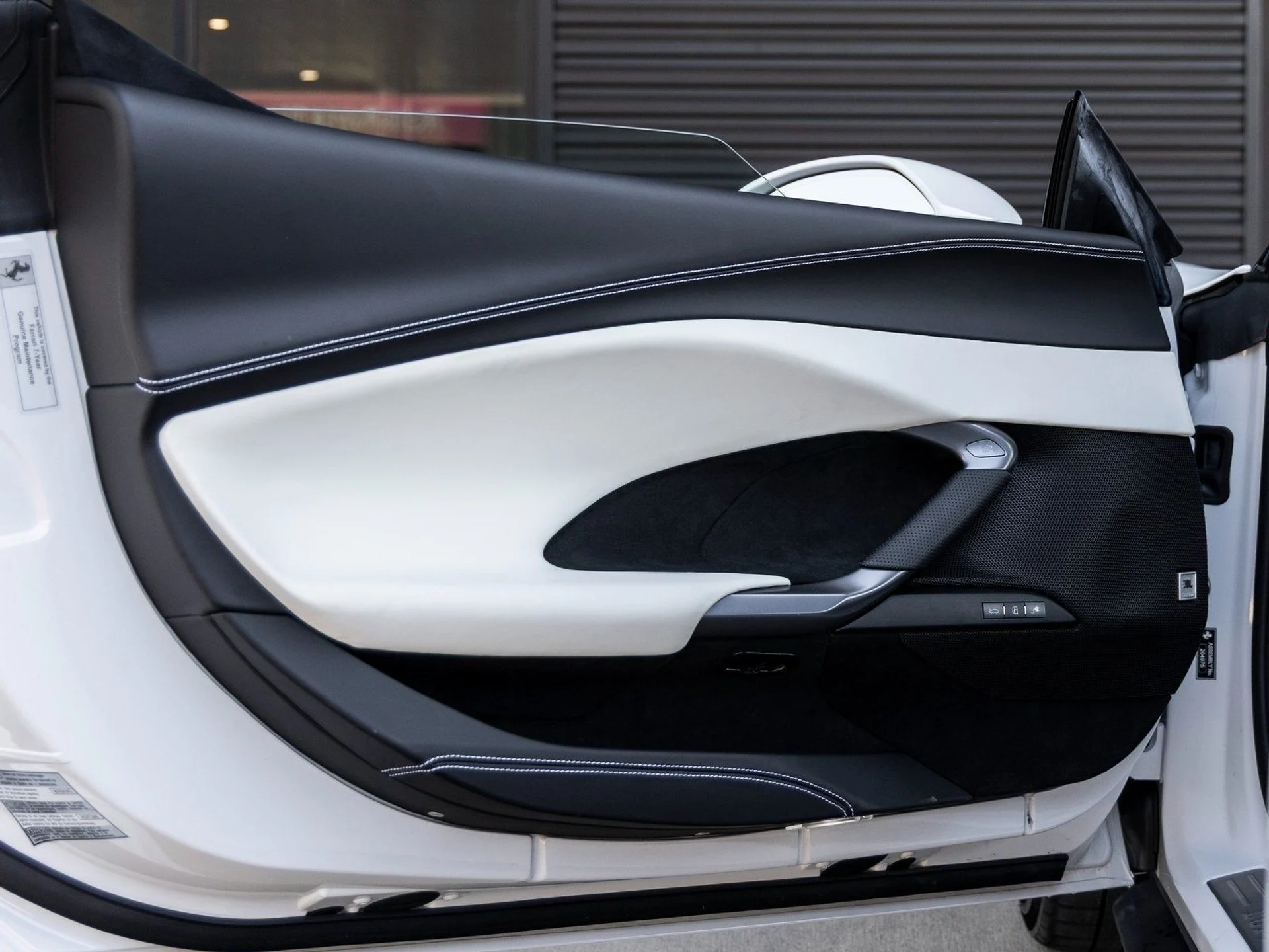 mph017_606070057_19_3eaa3874e2