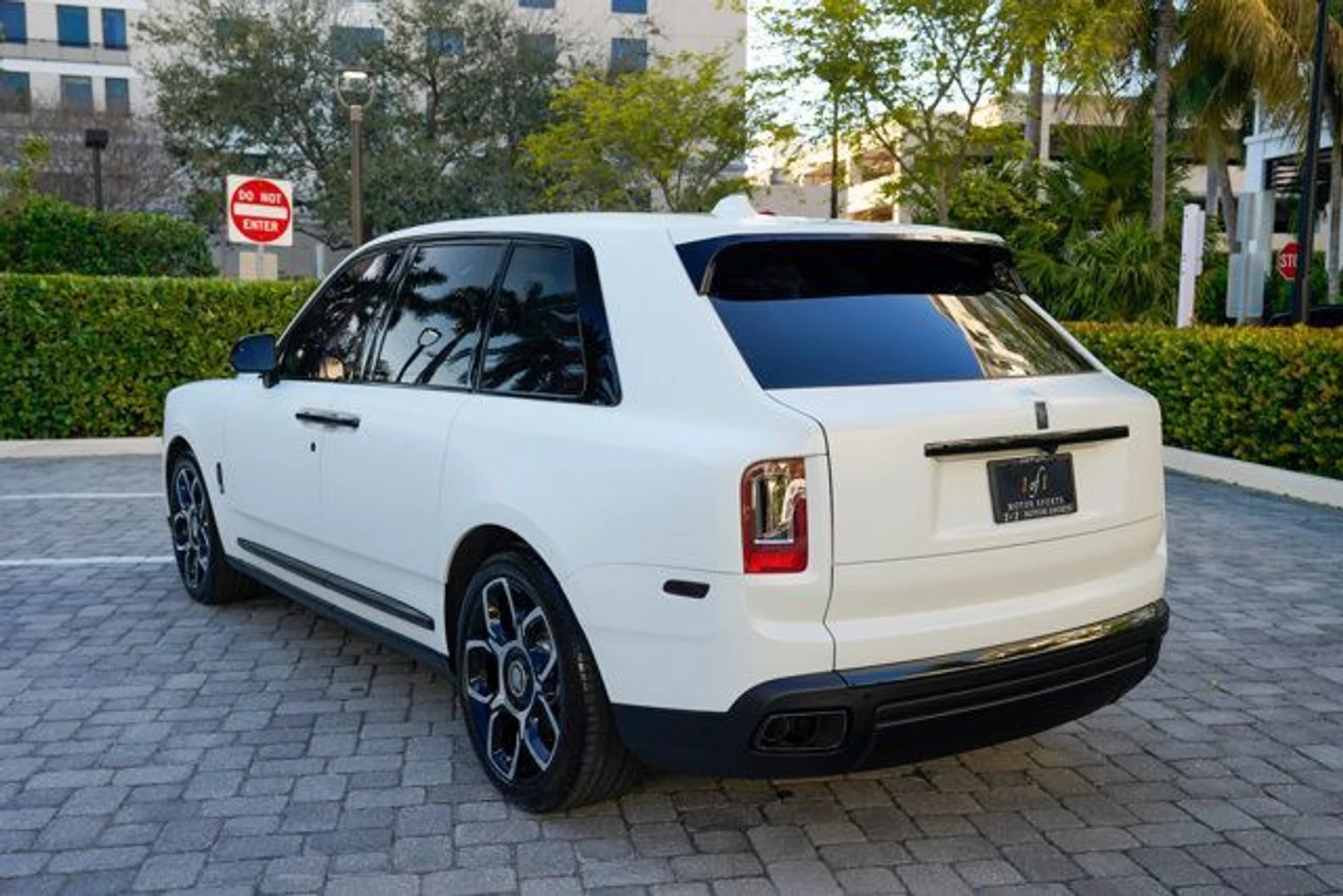 mph017_609408092_22981379_18_640_14e08821c1