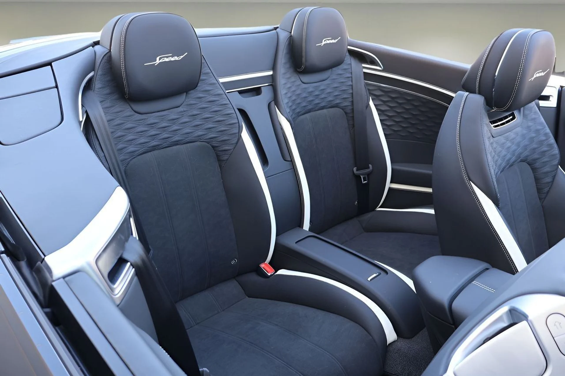 mph017_617409962_18_7bff110702