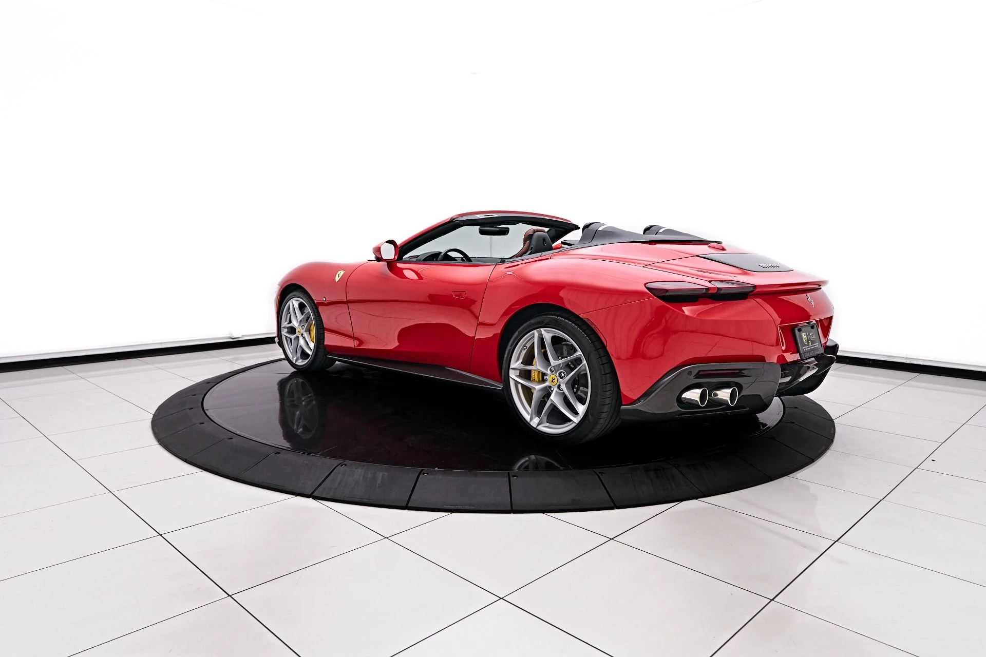 mph017_658493015_Used_2024_Ferrari_Roma_Base_1757783491_8fe9fcd9c1