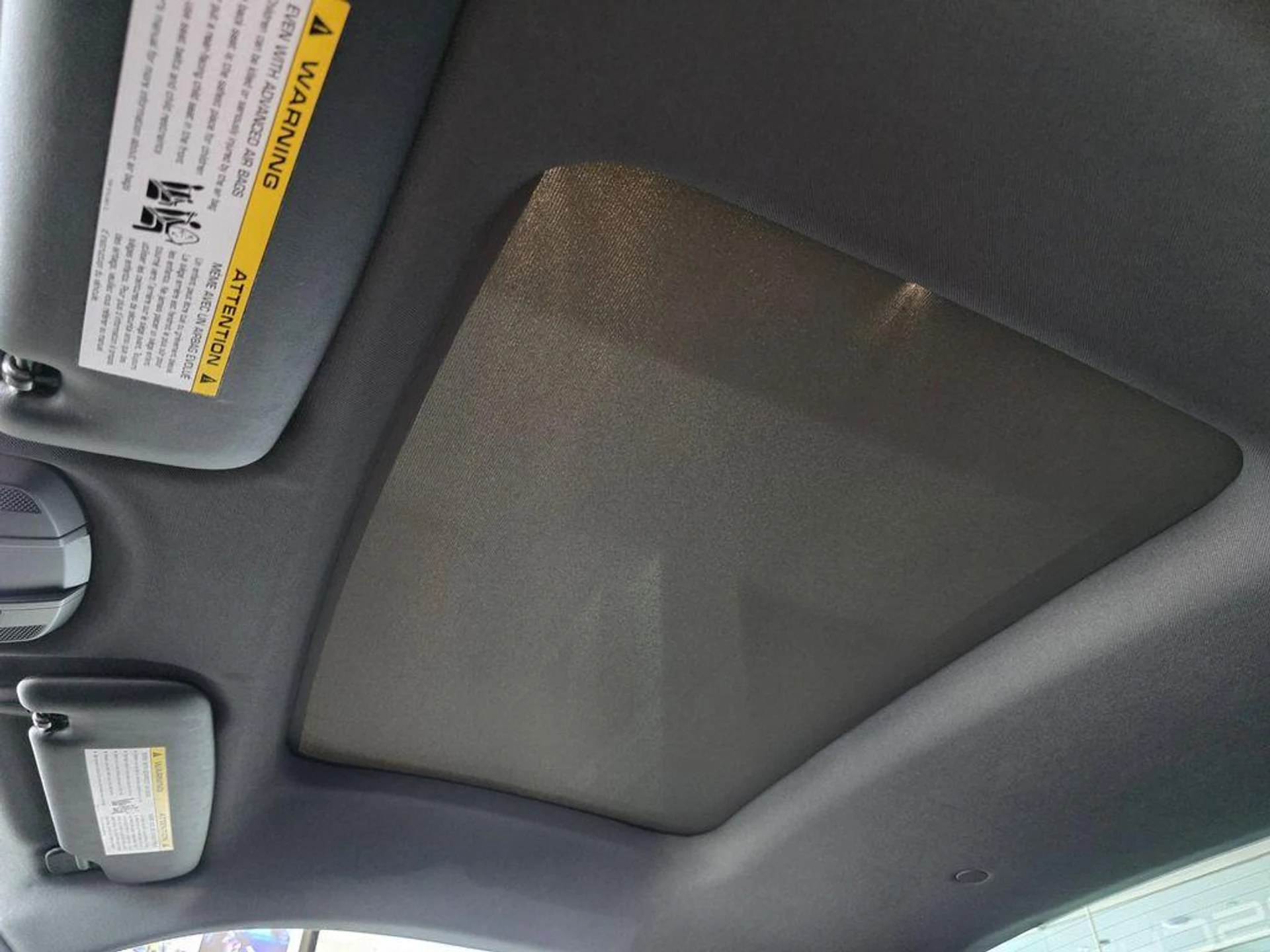 mph017_660371107_Tn_W_Zi_FI_47op_H_Co_Pa_Bx2_Yw_90x3o_b1c75523a2