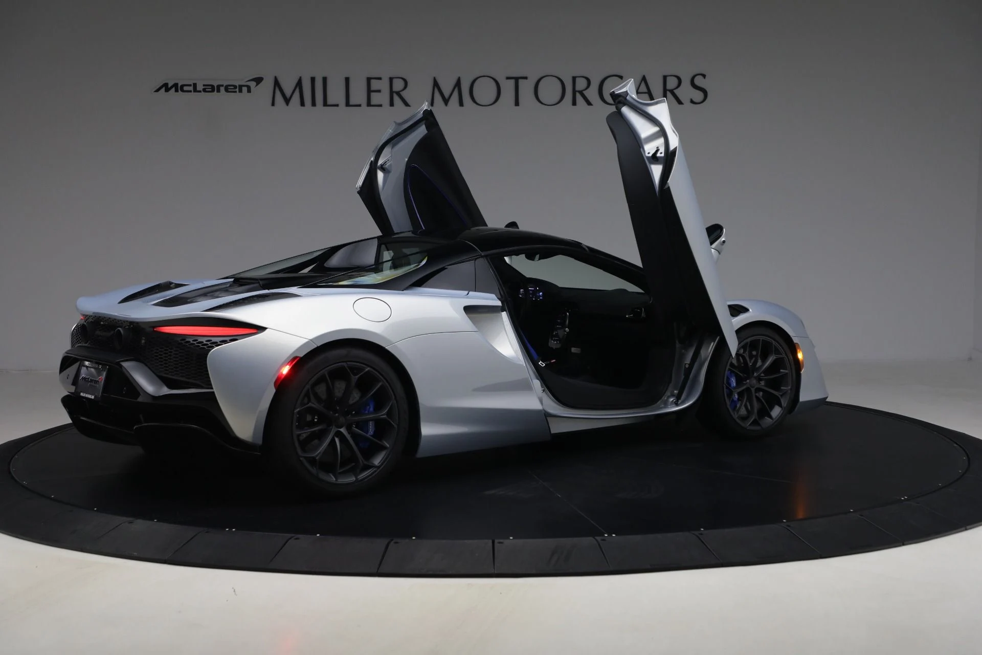 mph017_662147505_New_2026_Mc_Laren_Artura_Spider_Performance_4ab3821d16