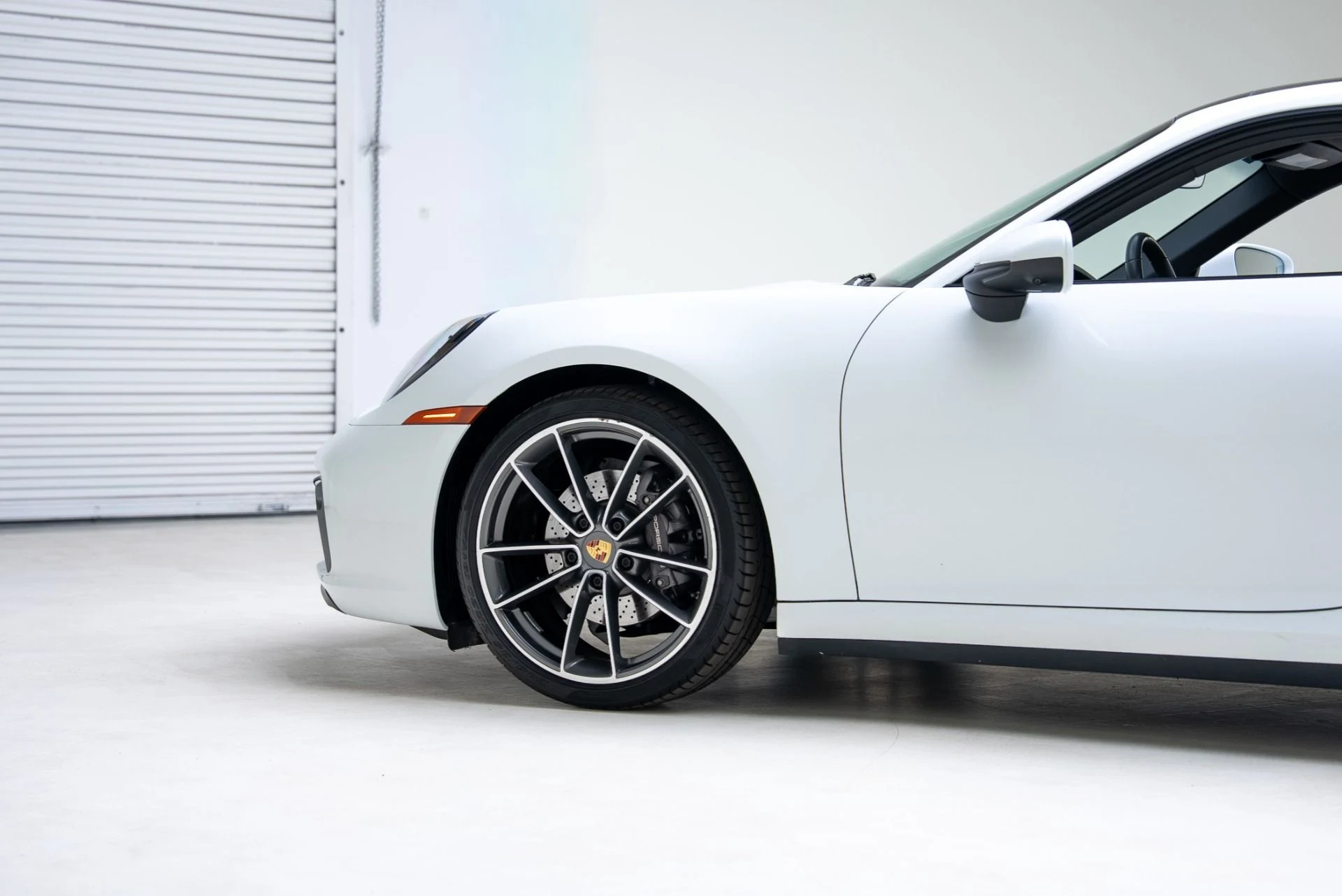 mph017_664439966_Used_2020_Porsche_911_Carrera_1769107199_3fb3e26d23